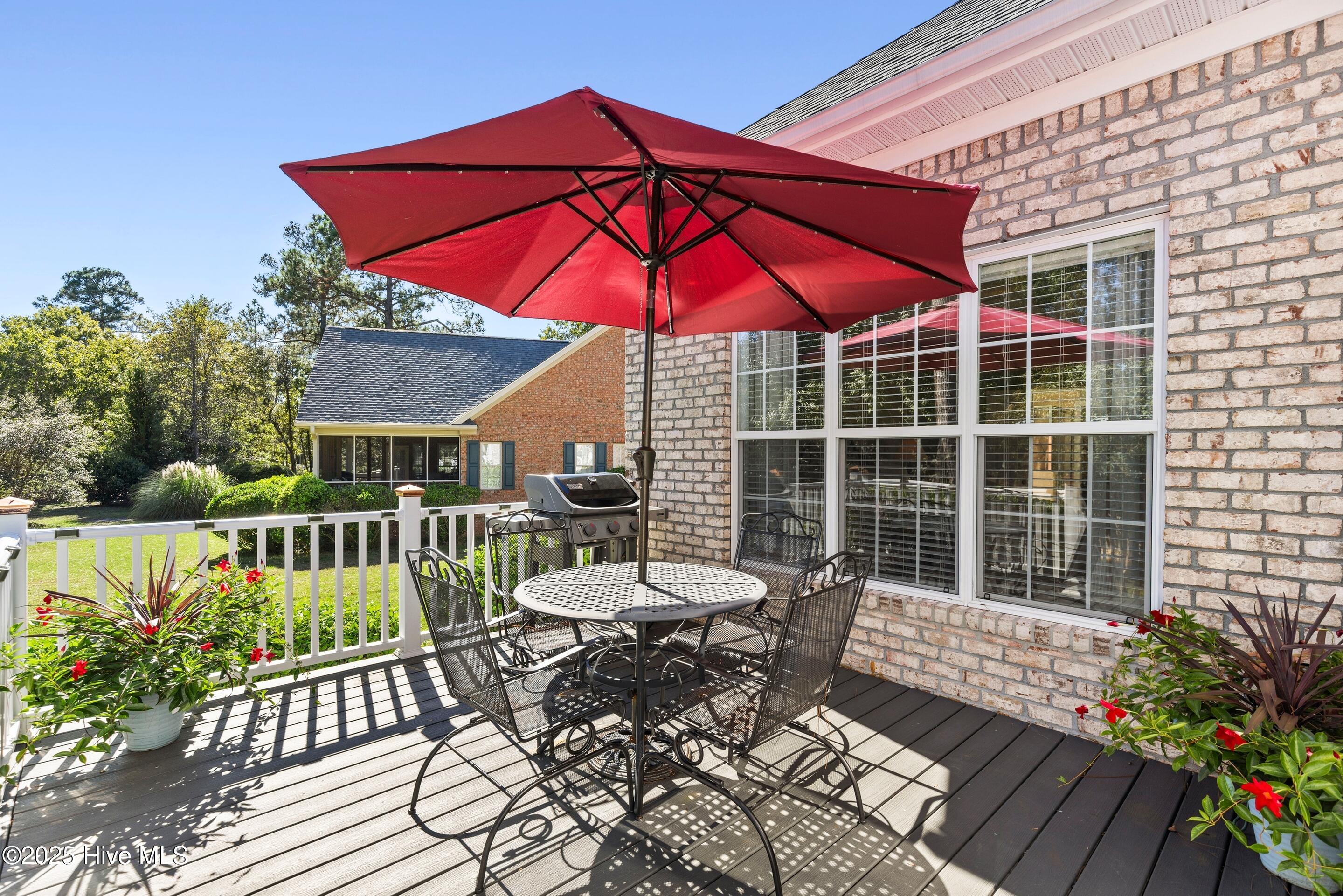 100538376 | Photo 58