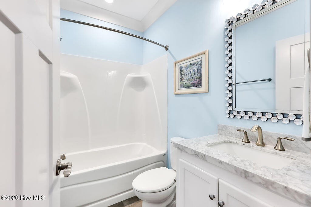 100564206 | Photo 24