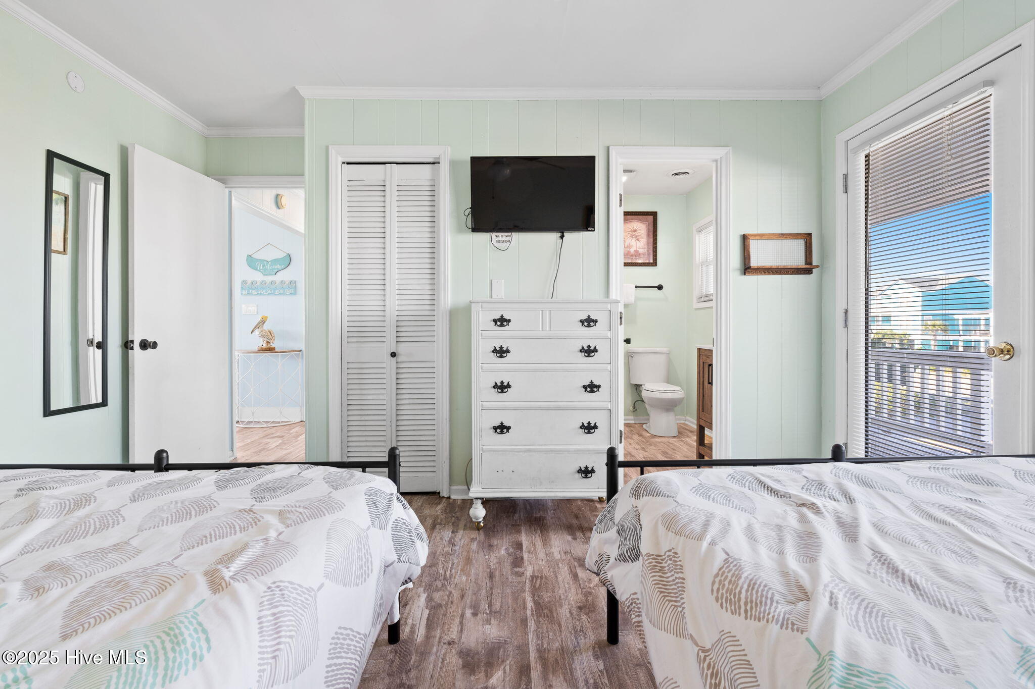 100540737 | Photo 17