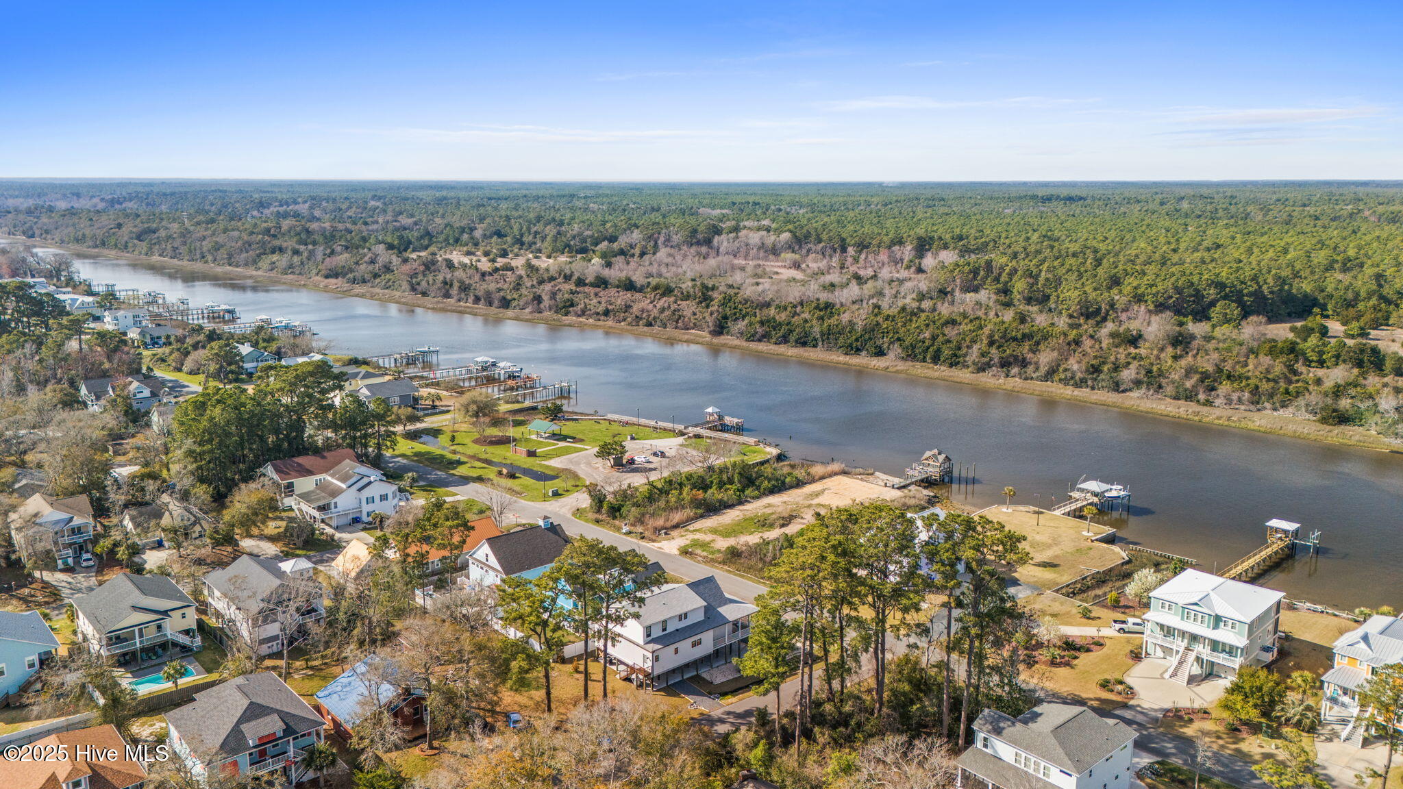 100496086 | Photo 66