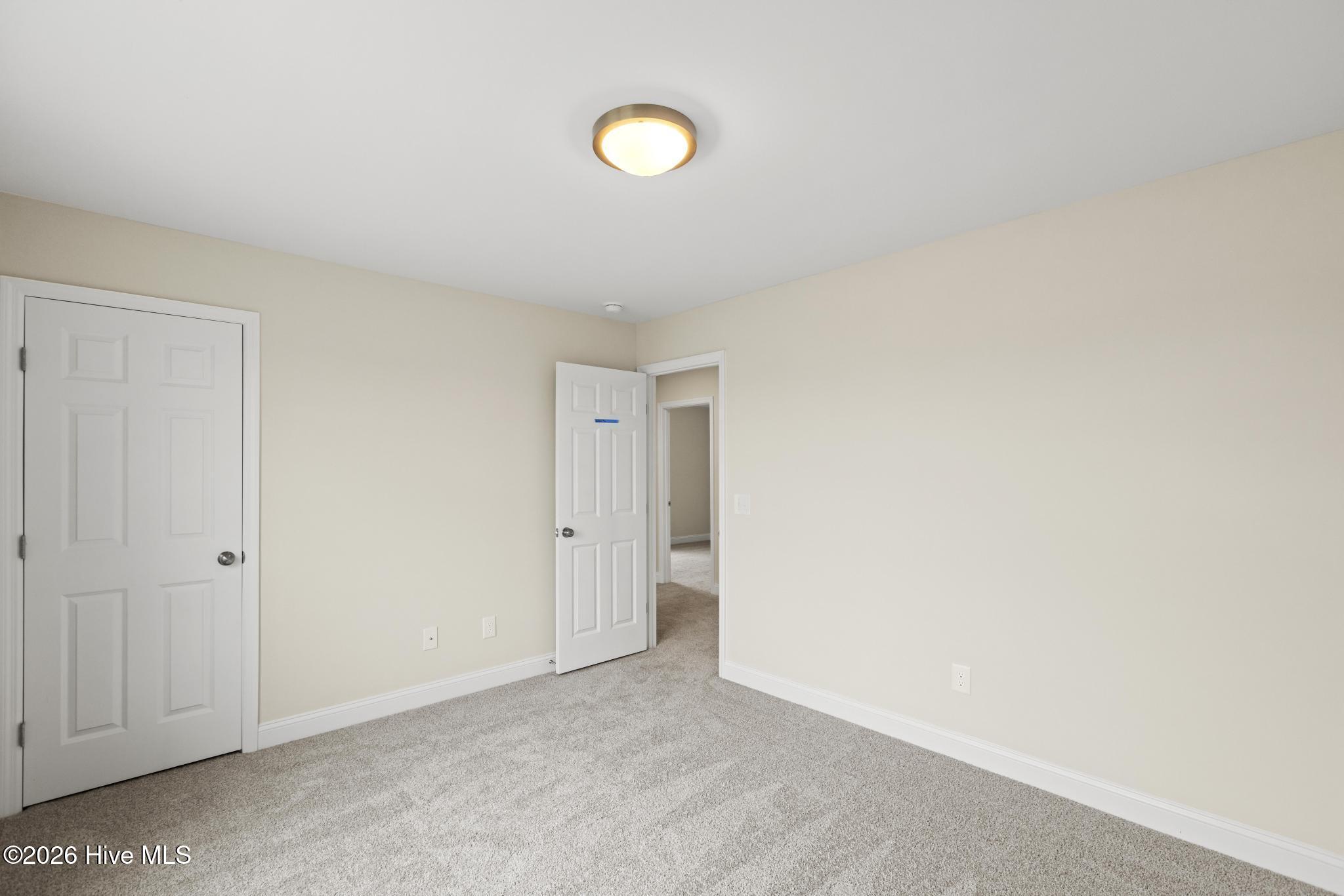 100516186 | Photo 20