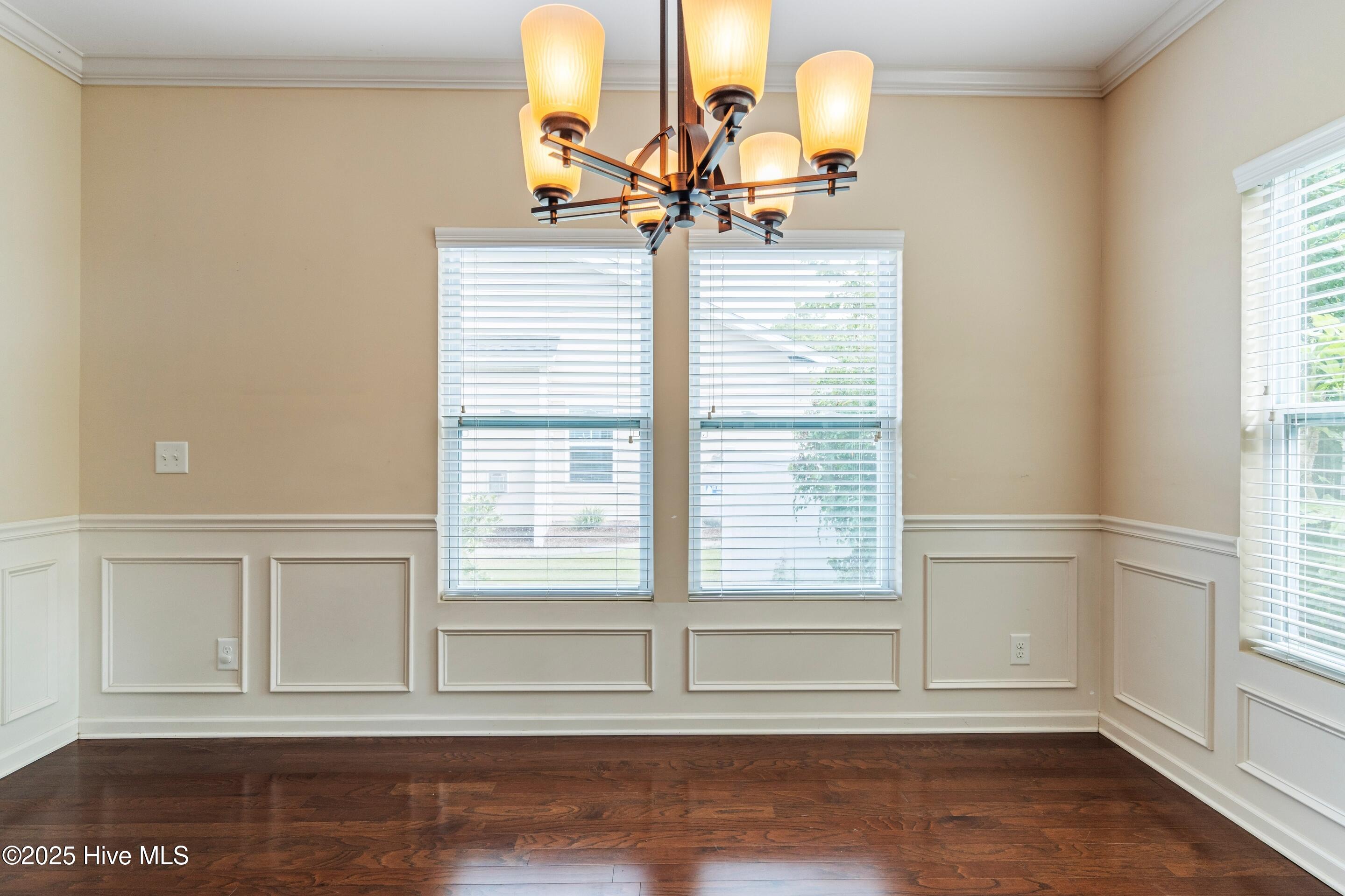 100522432 | Photo 33