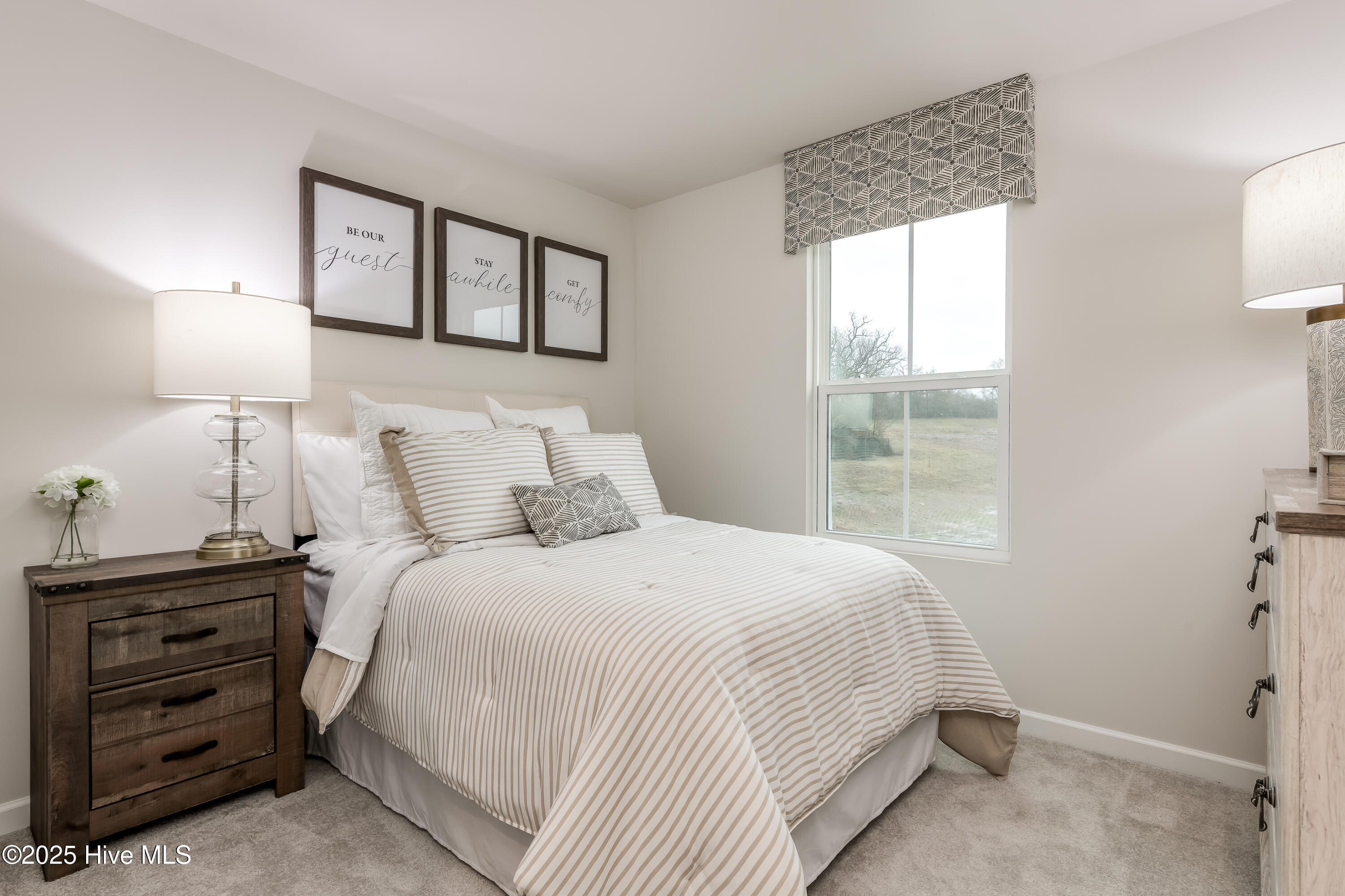 100487766 | Photo 17