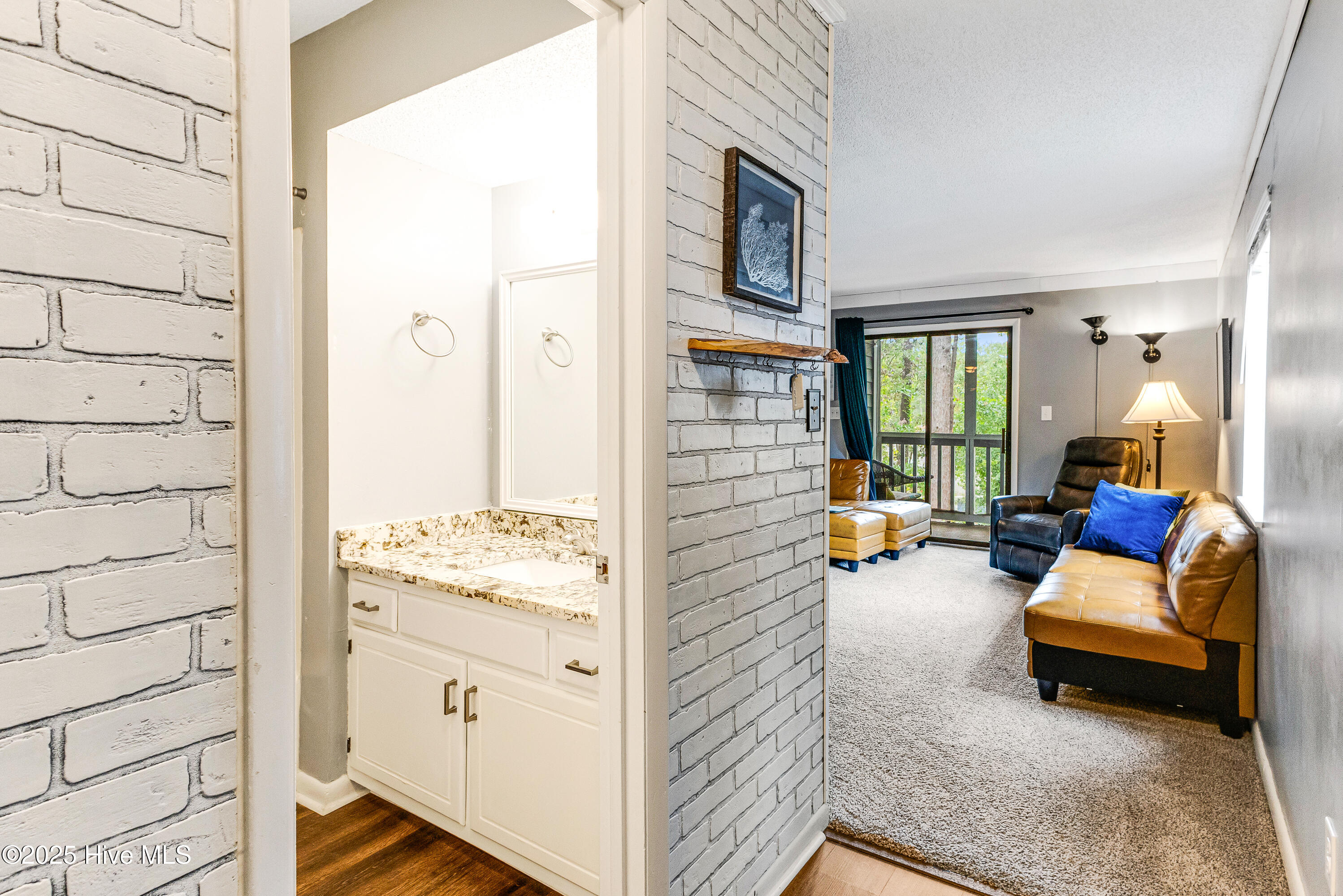 100538941 | Photo 22