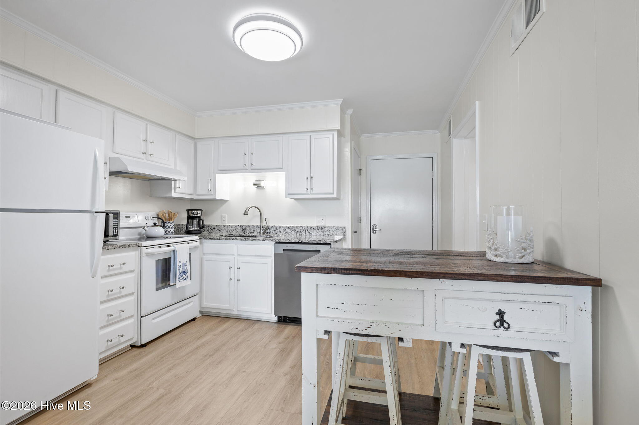 Homes for sale in Atlantic Beach, NC | 2008 E Ft Macon Rd #I-8, Atlantic Beach, NC 28512 | MLS# 100561802