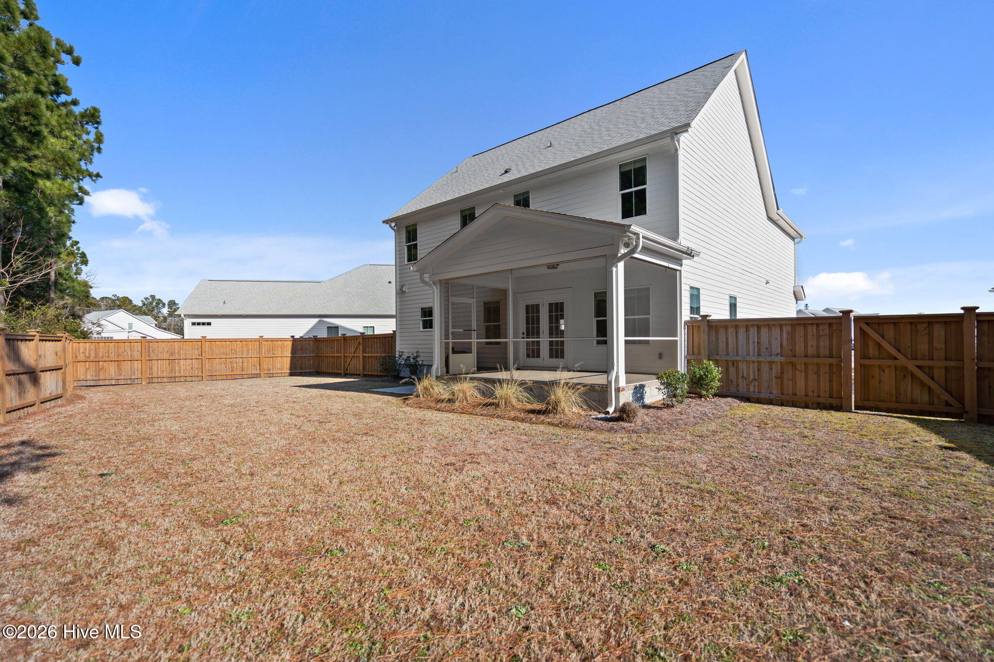 100555994 | Photo 32