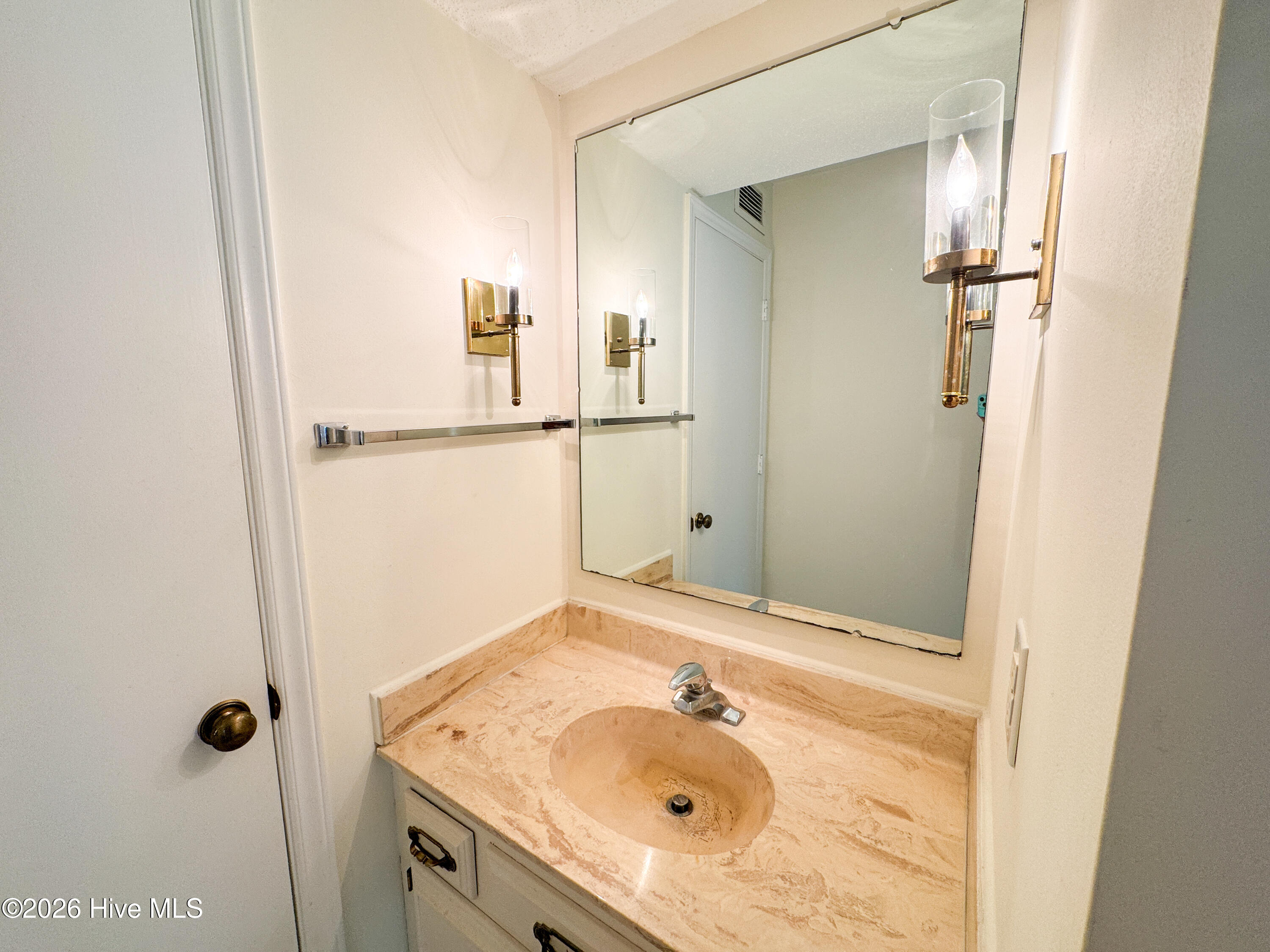 155 Beaufort Court,Morehead City