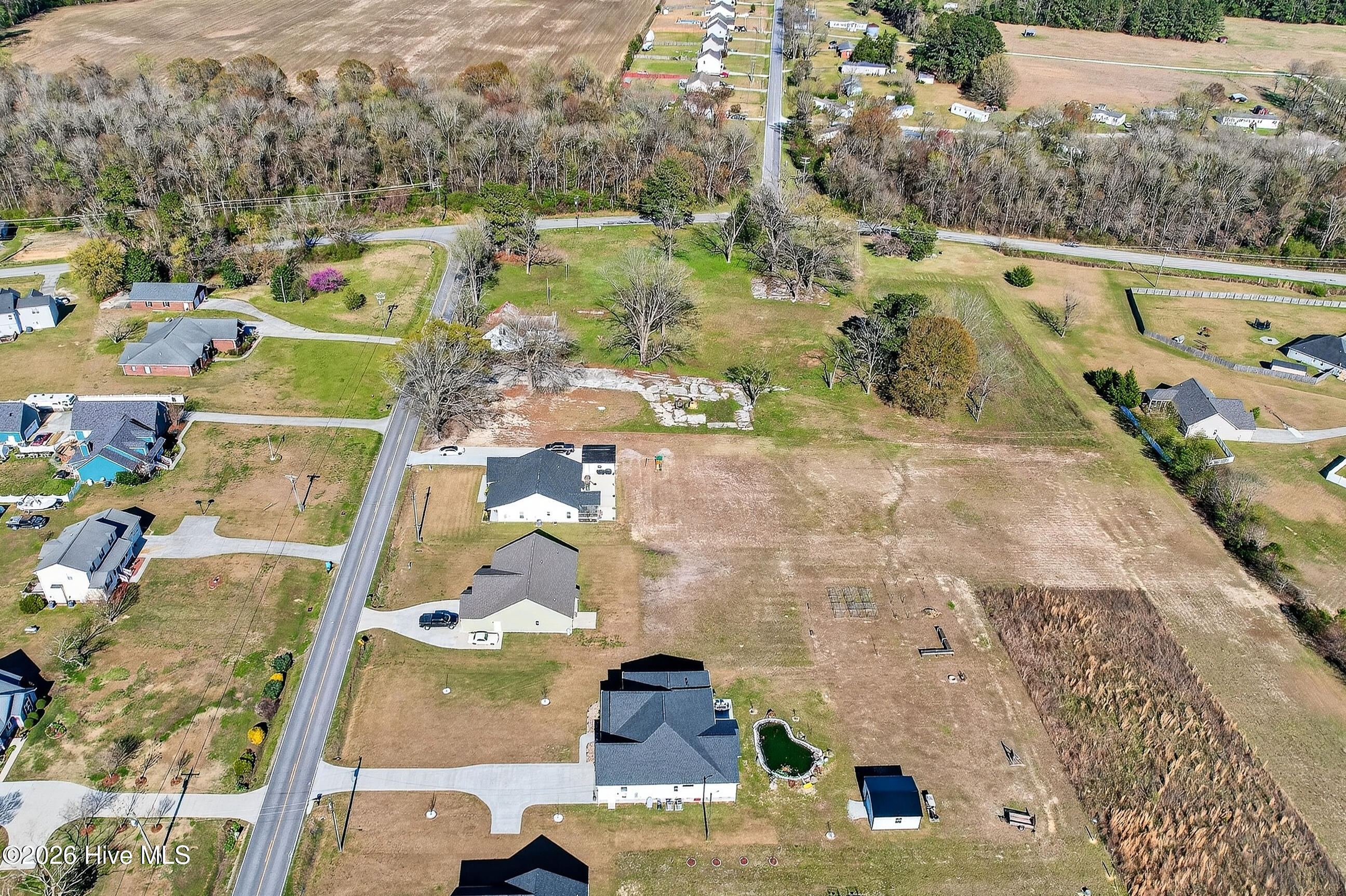 100561338 | Photo 46