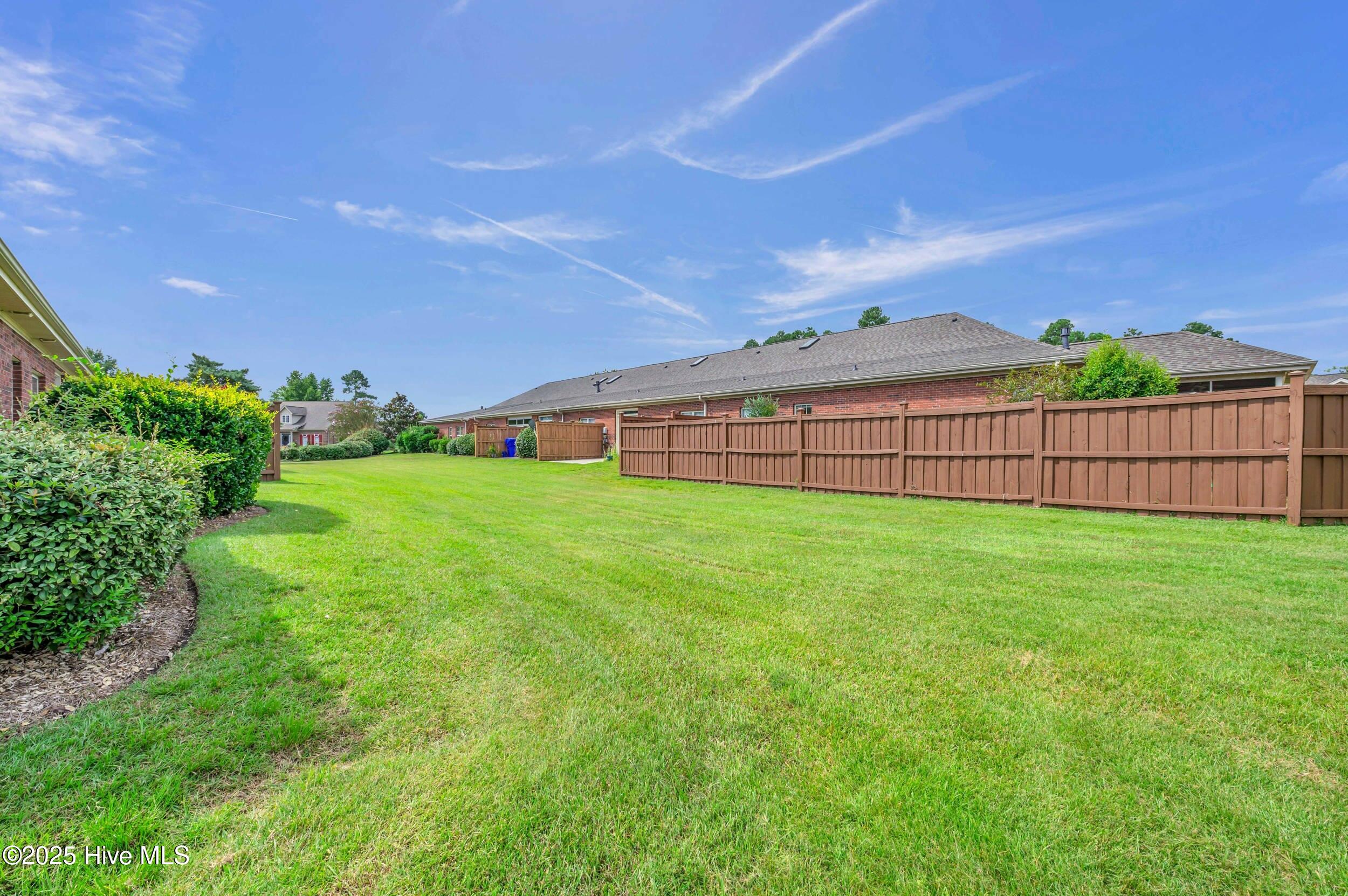 100529321 | Photo 29