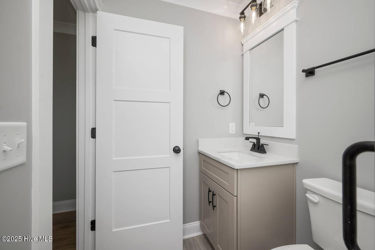 100527522 | Photo 50