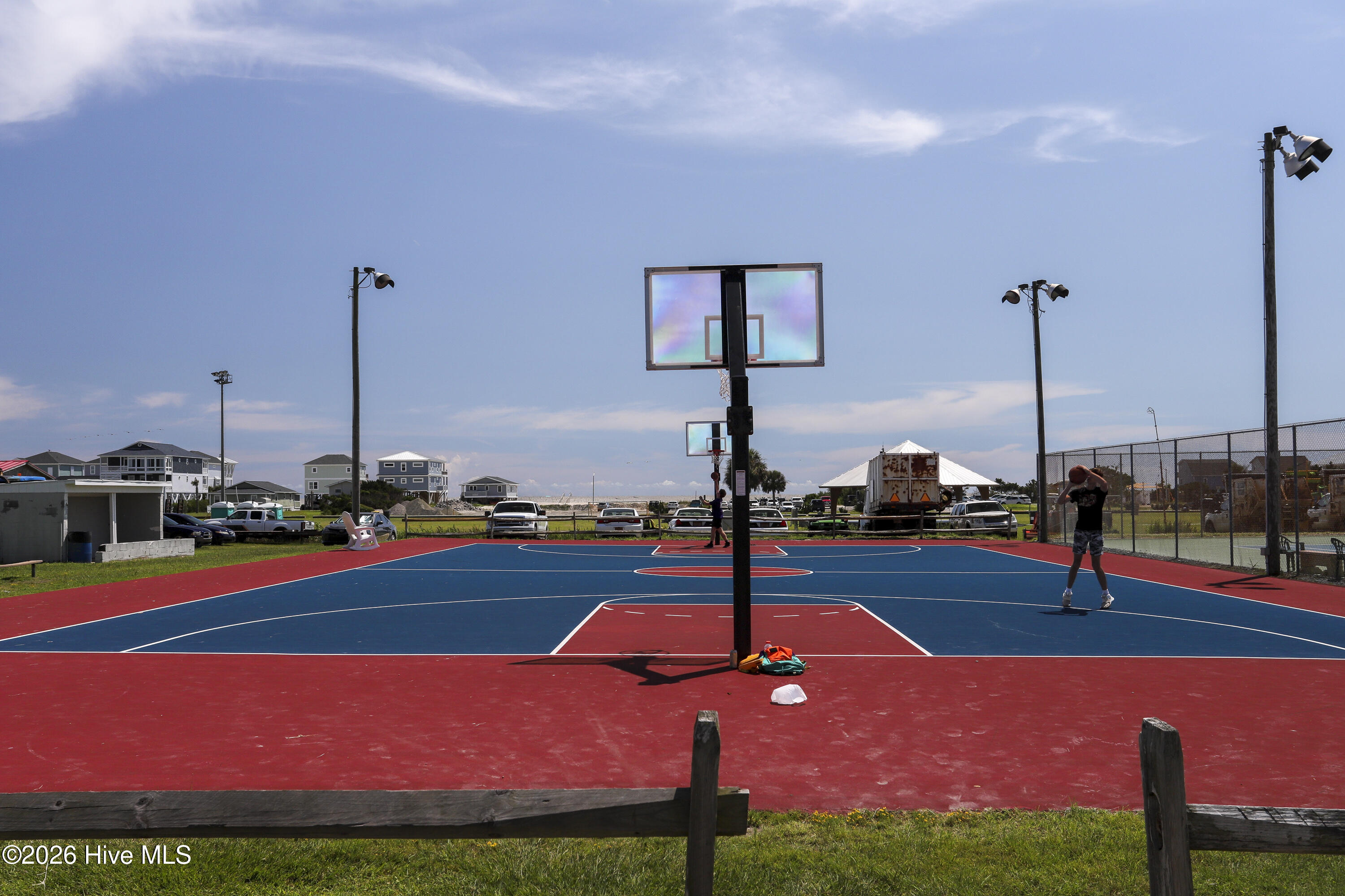 100561148 | Photo 61