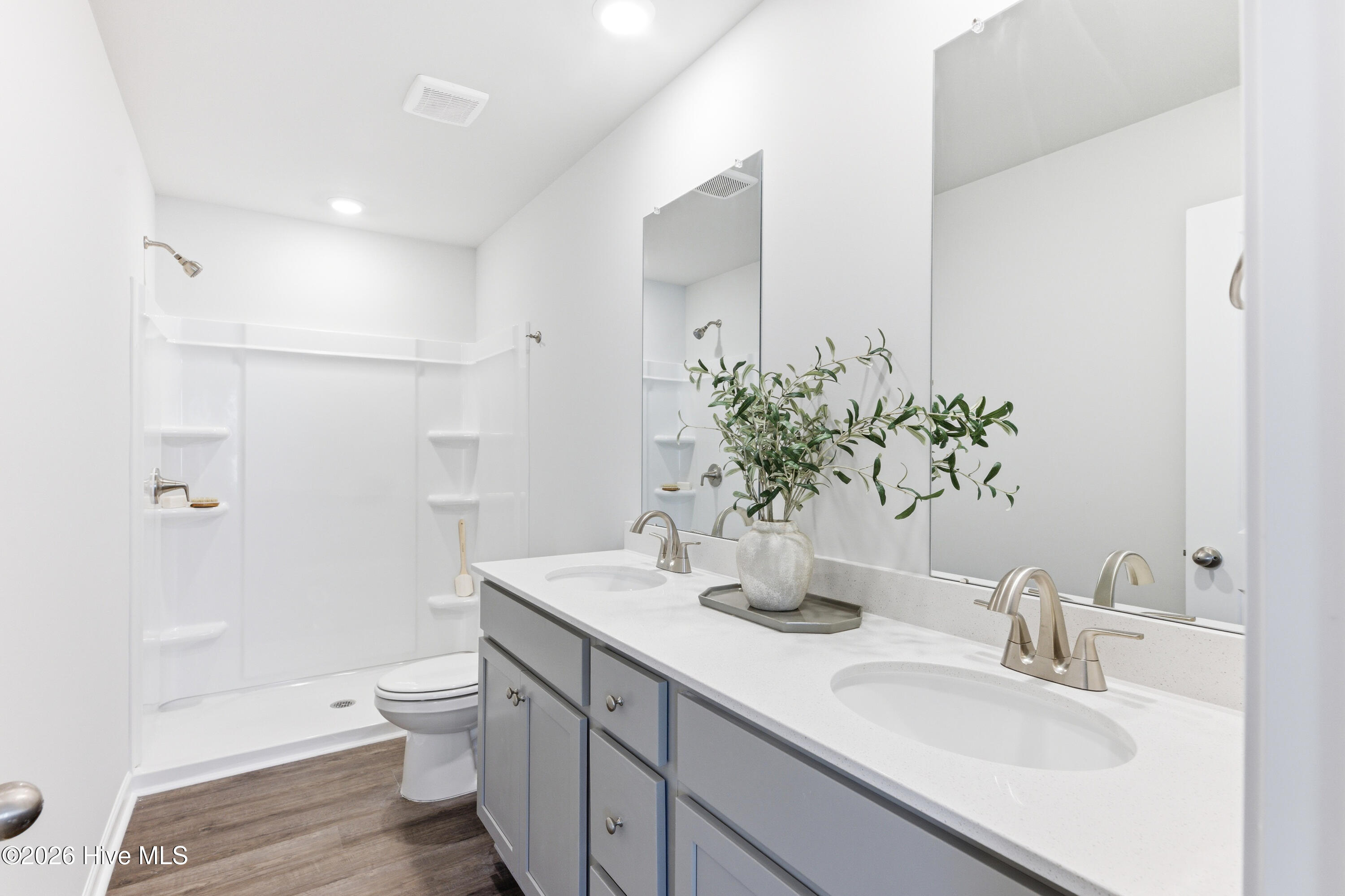 100558262 | Photo 10