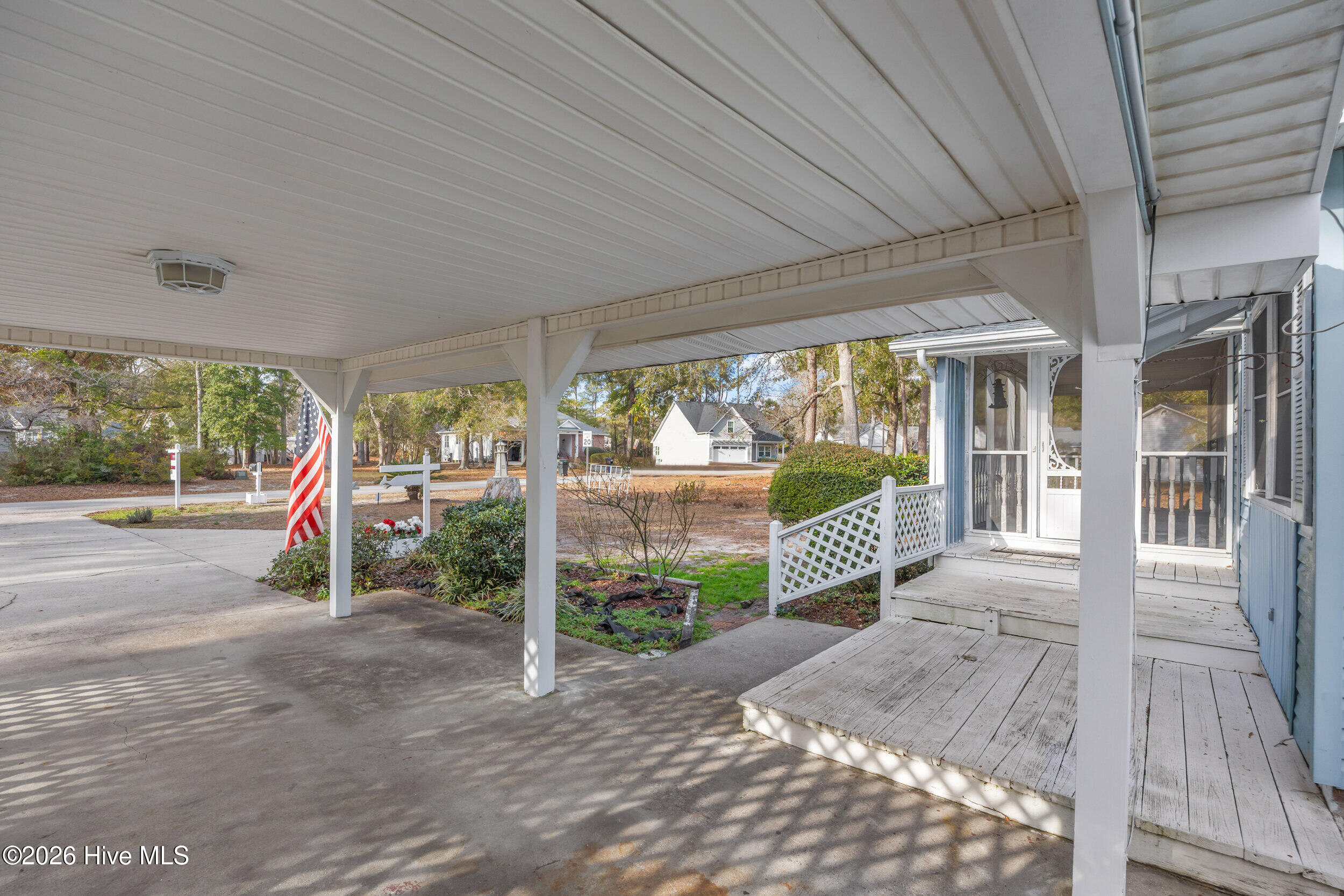 100546572 | Photo 39