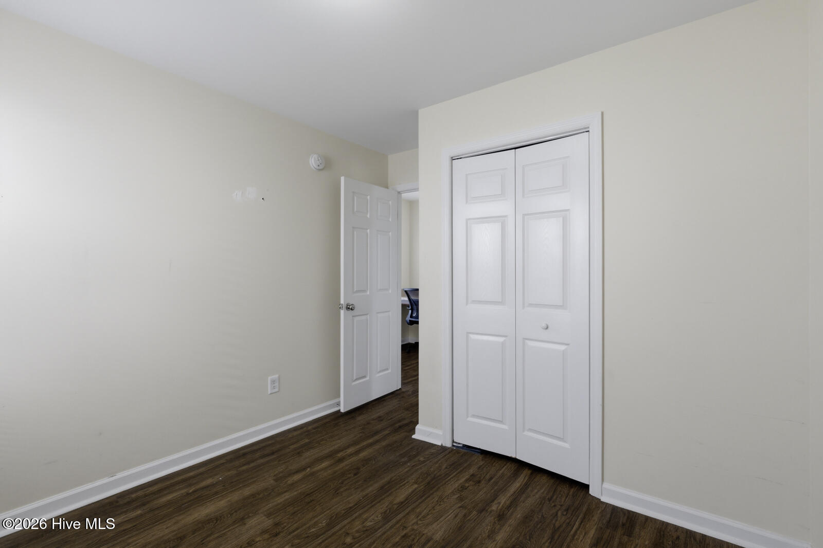 100564423 | Photo 22