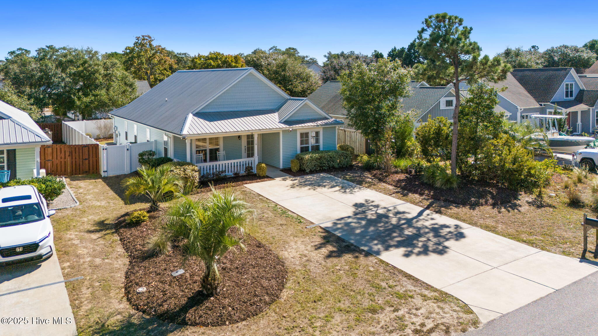 100538896 | Photo 44