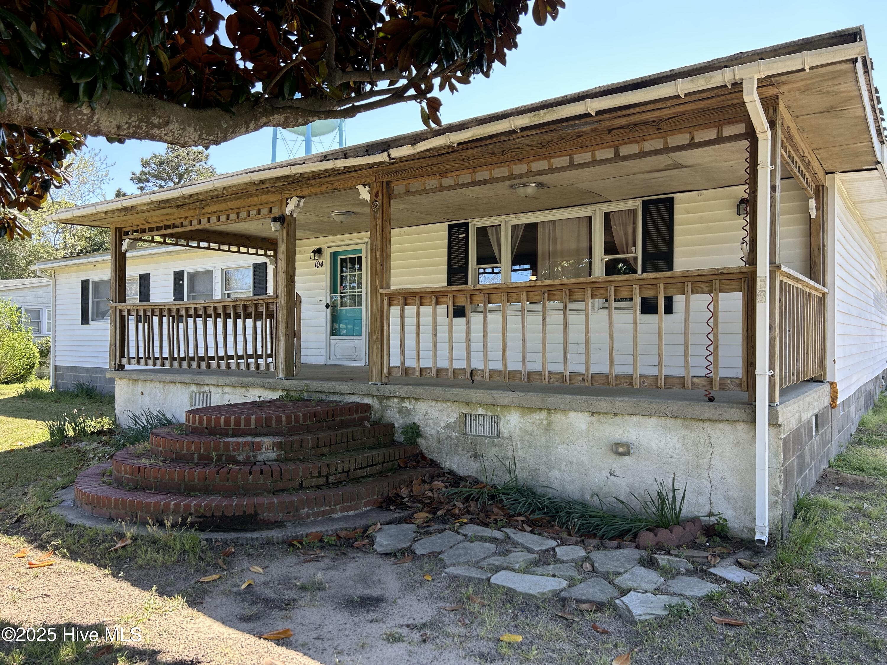 Homes for sale in Grandy, NC | 104 Mallard St, Grandy, NC 27939 | MLS# 100520118