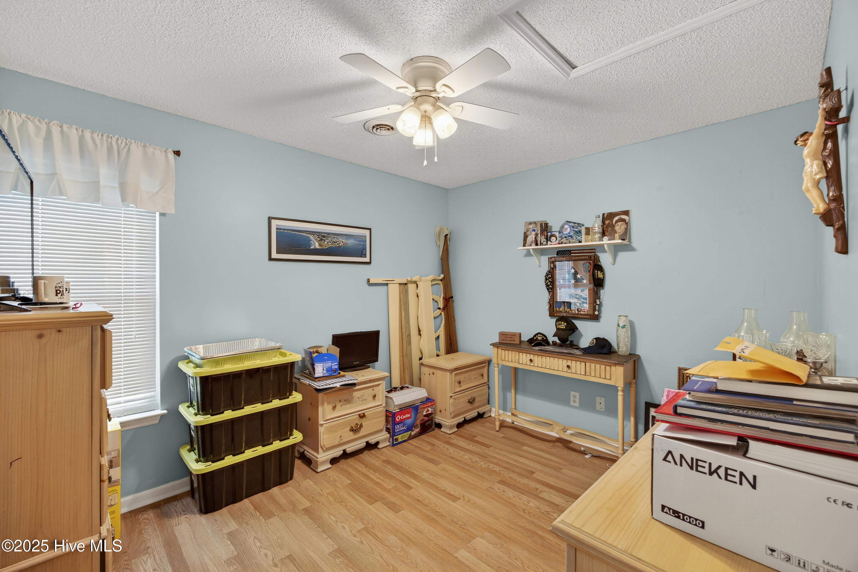 100541934 | Photo 22