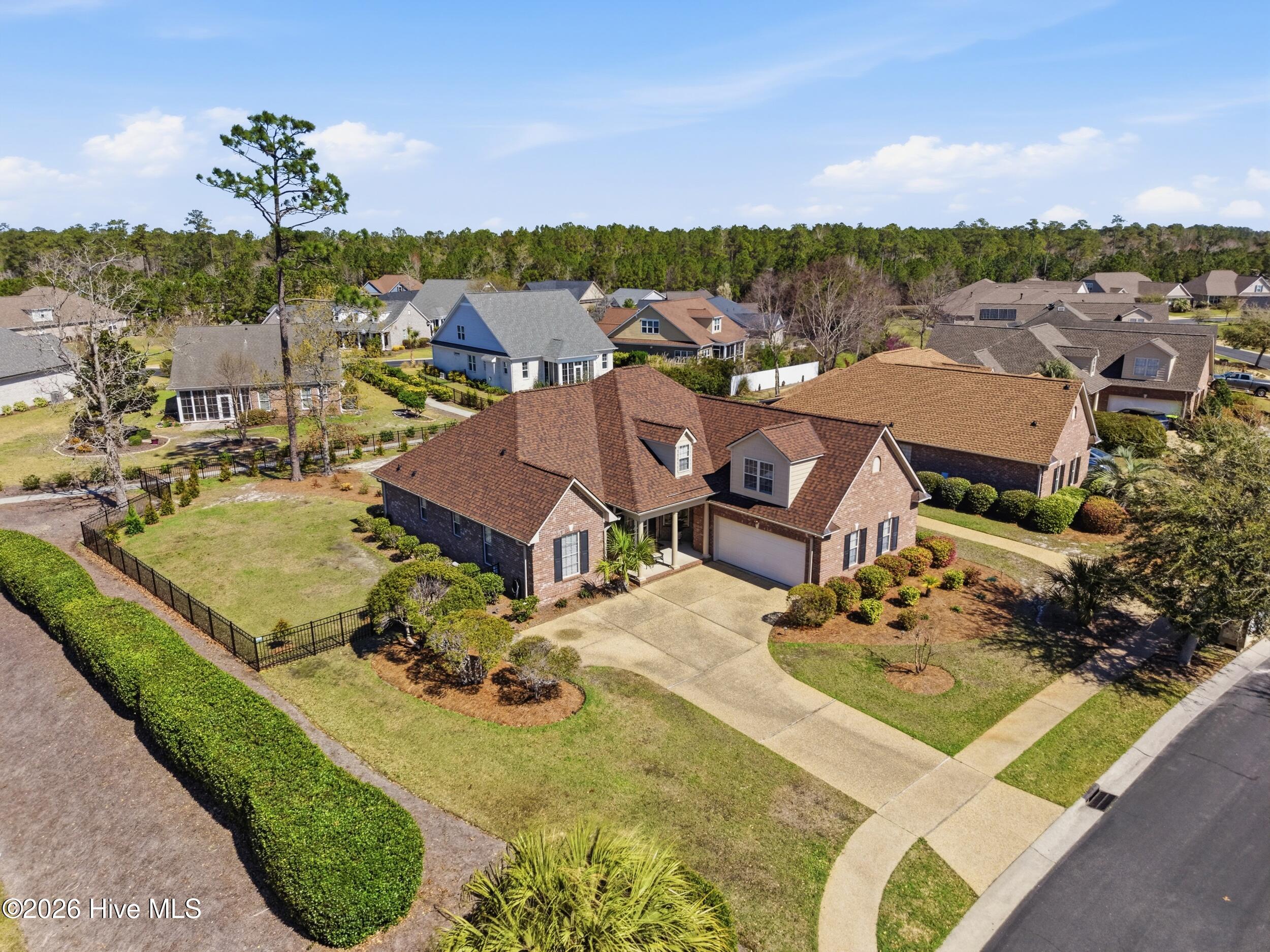 100561149 | Photo 33