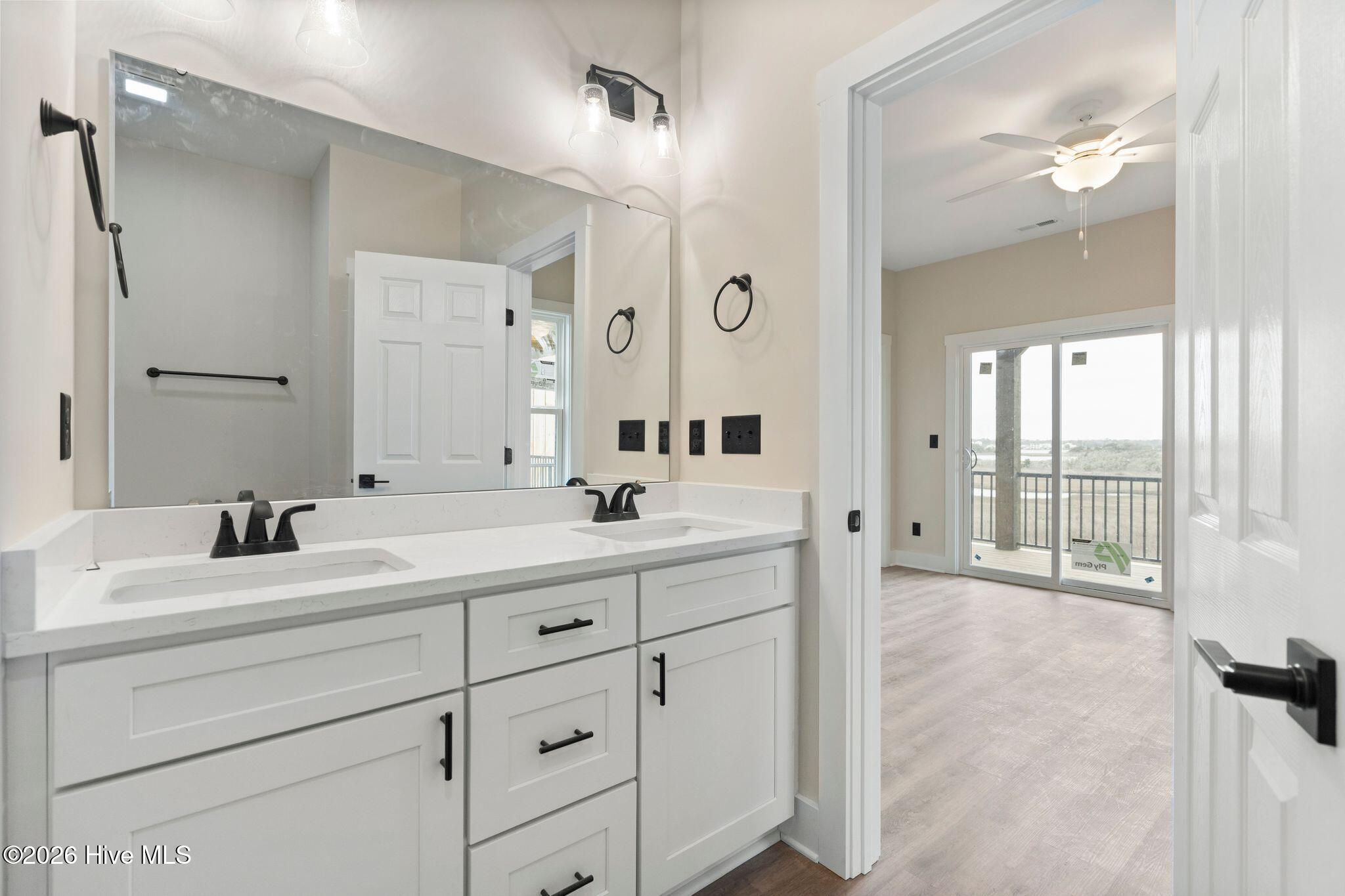 209 Shell Road UNIT 3b, Surf City, NC, 28445