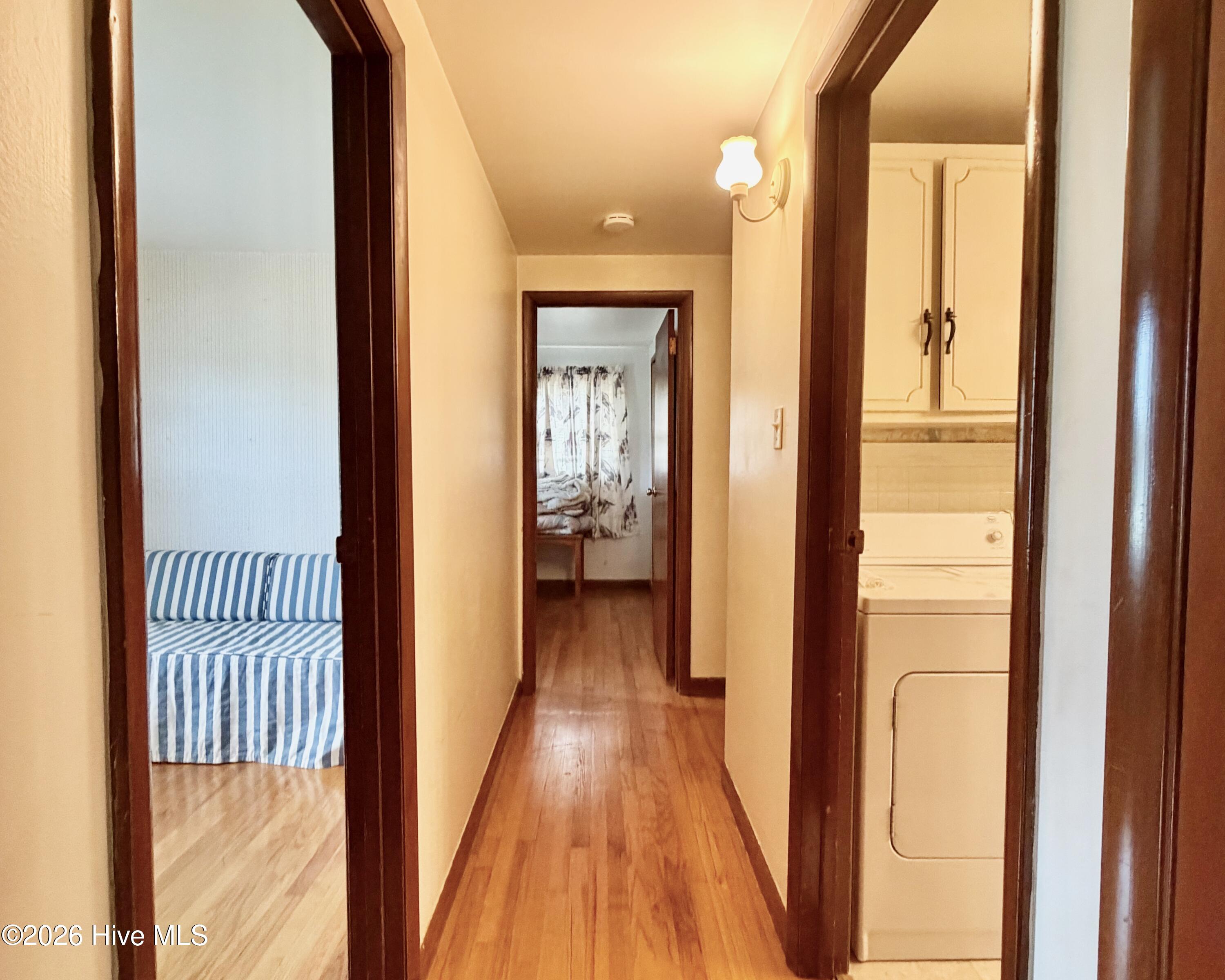 2802 Easy Street,Newport