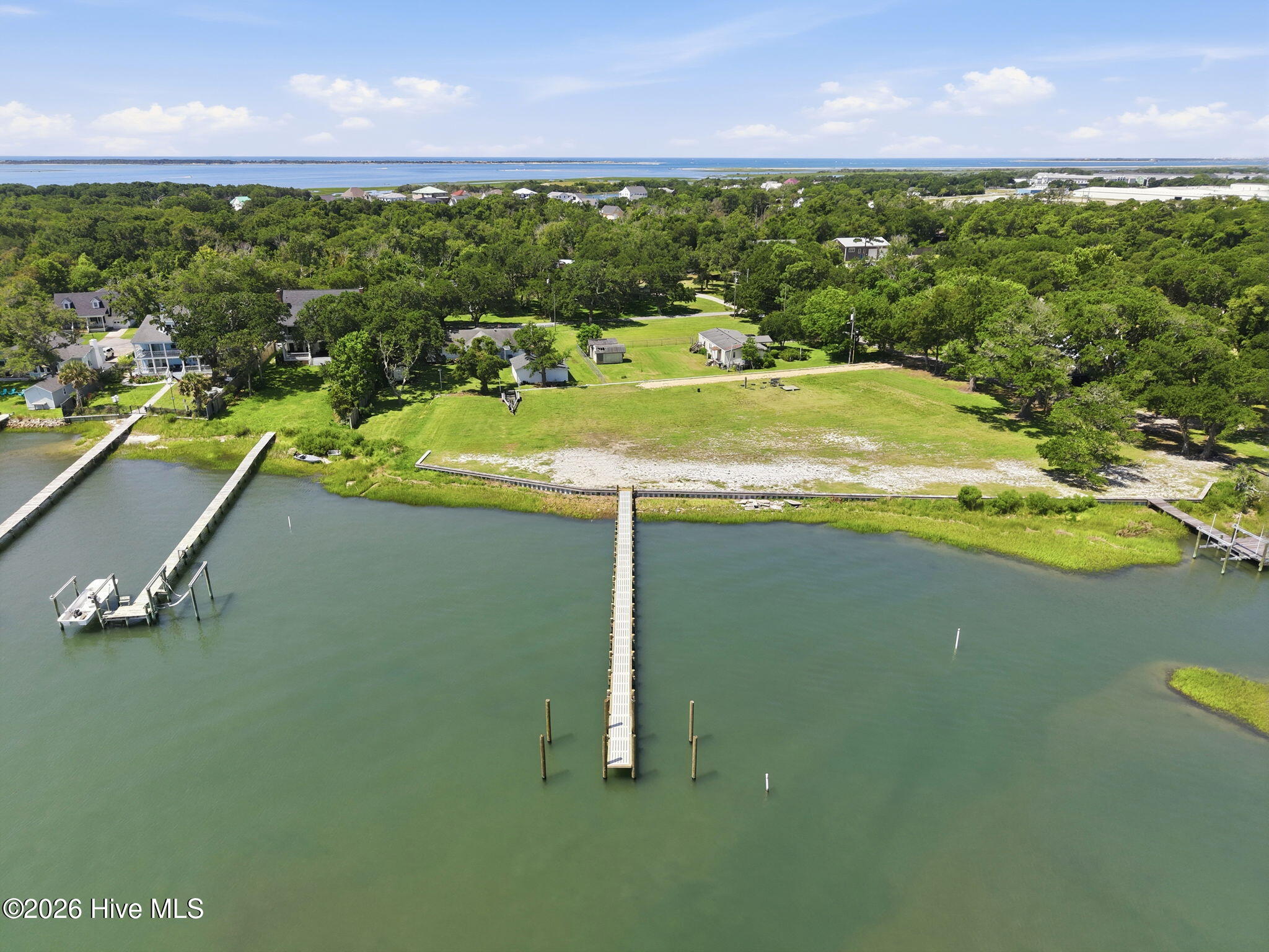 184 2 Lennoxville Point Road,Beaufort