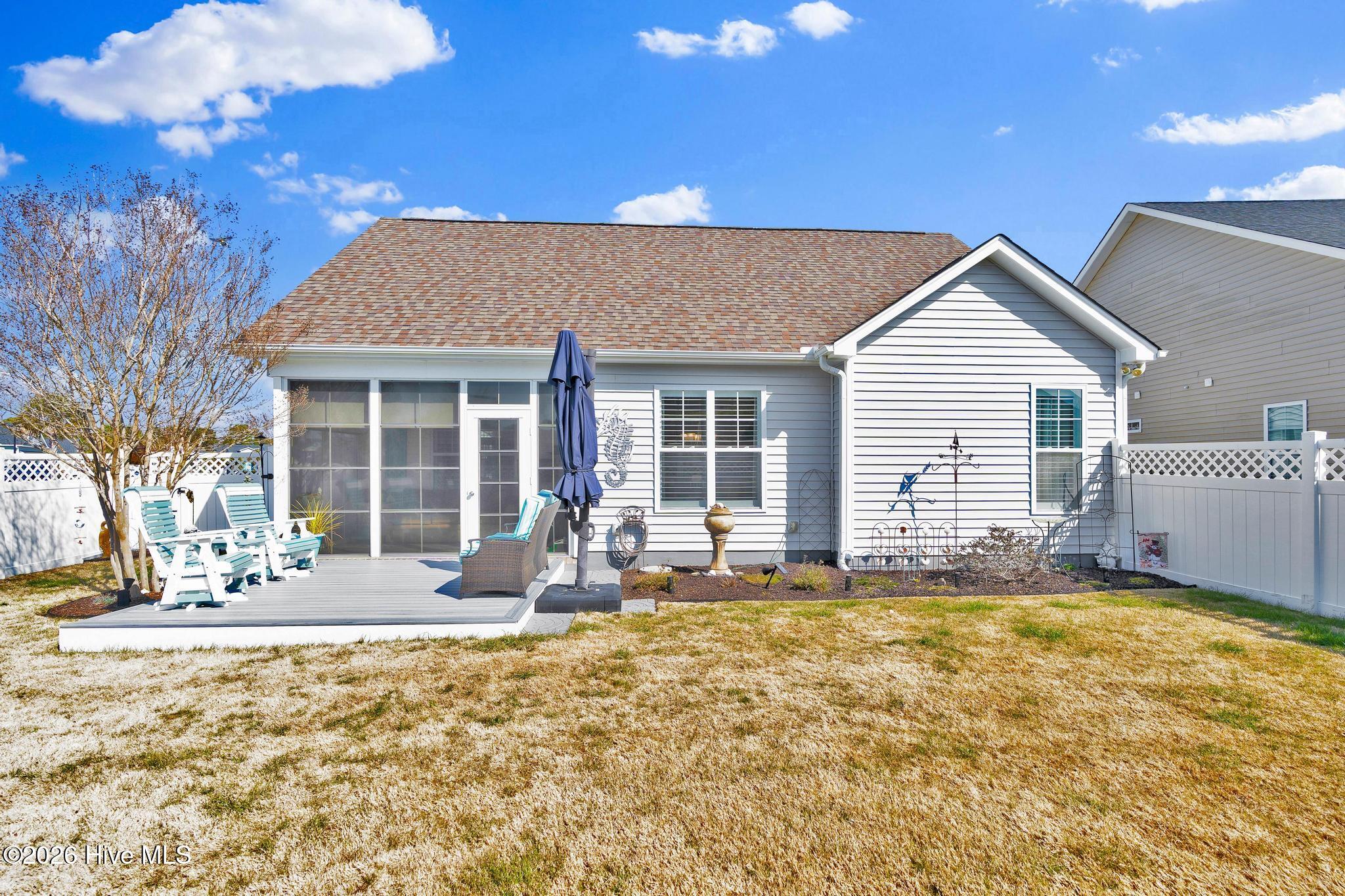 100554312 | Photo 33