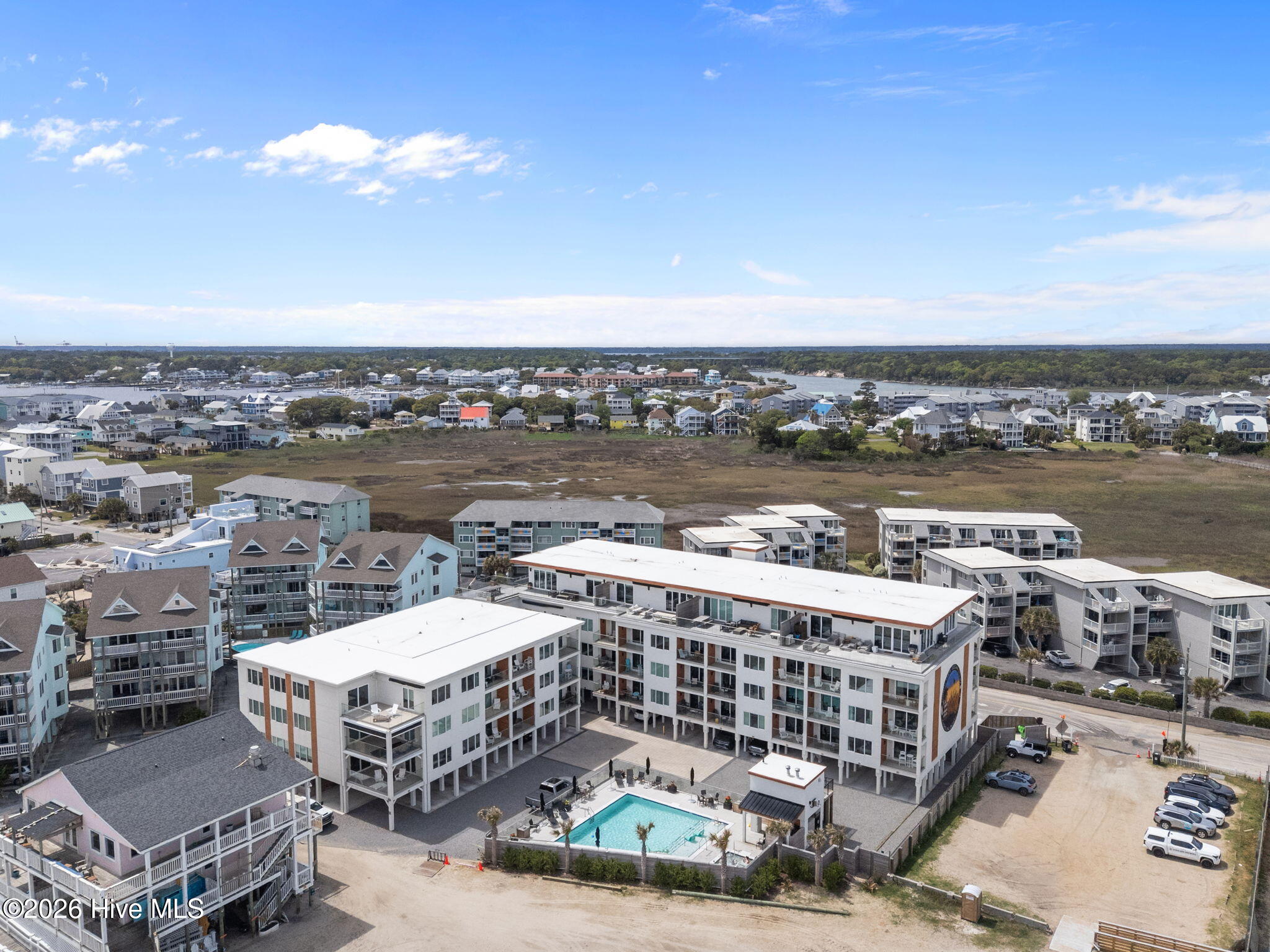 100566636 | Photo 42