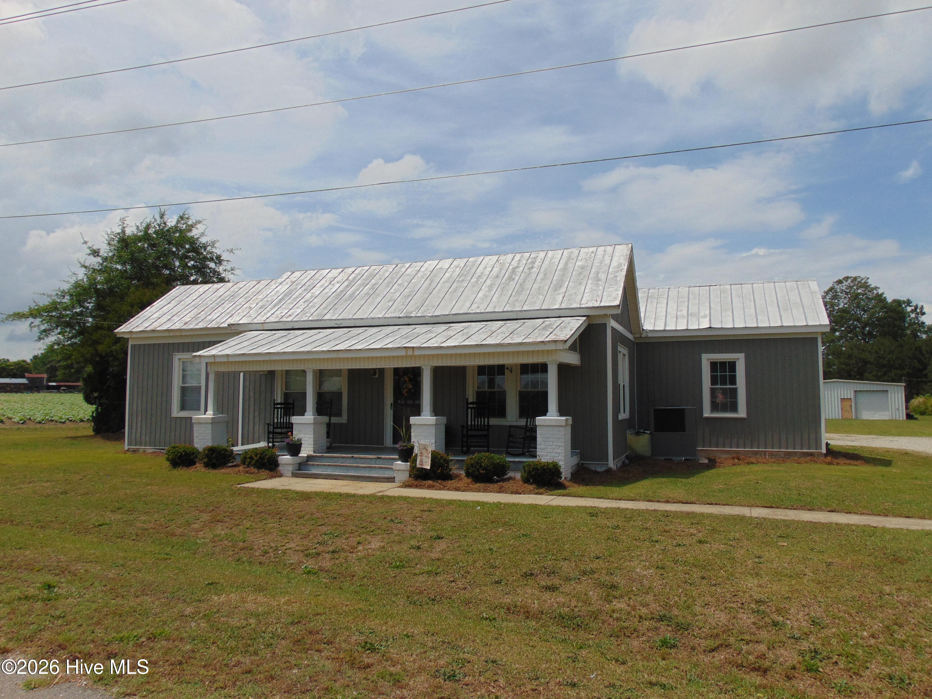 FEATURED LISTINGS