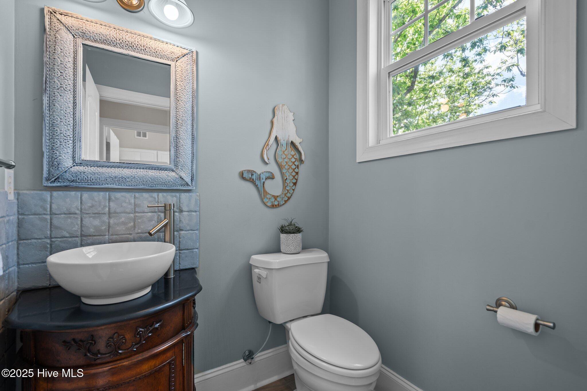 100500957 | Photo 22