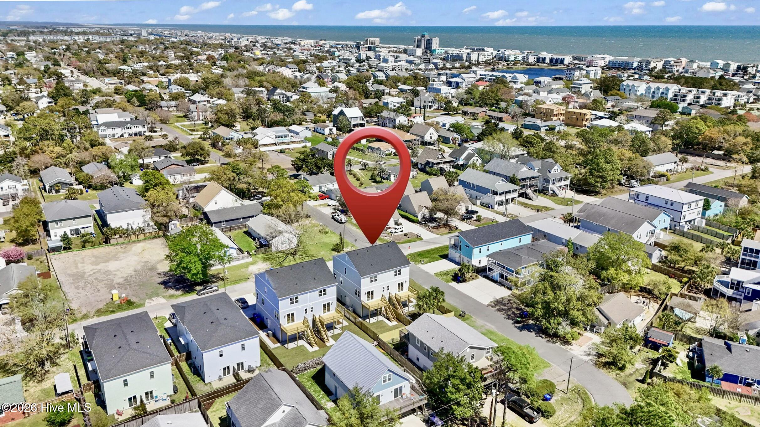 100561873 | Photo 48