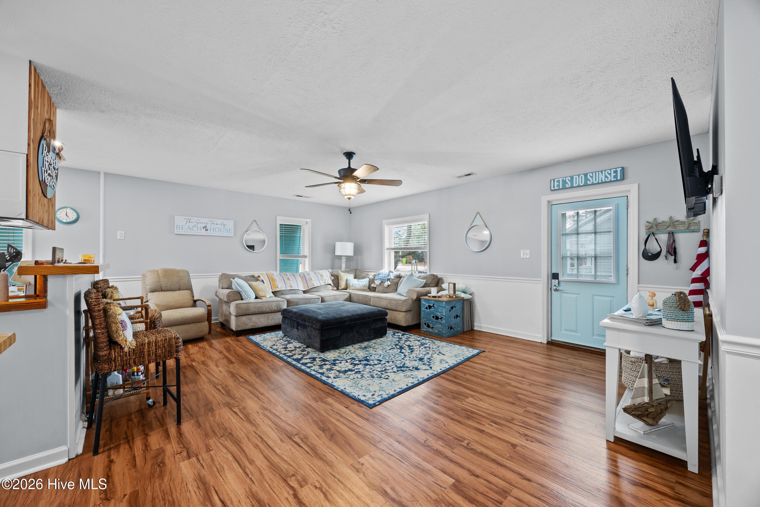 100554331 | Photo 14