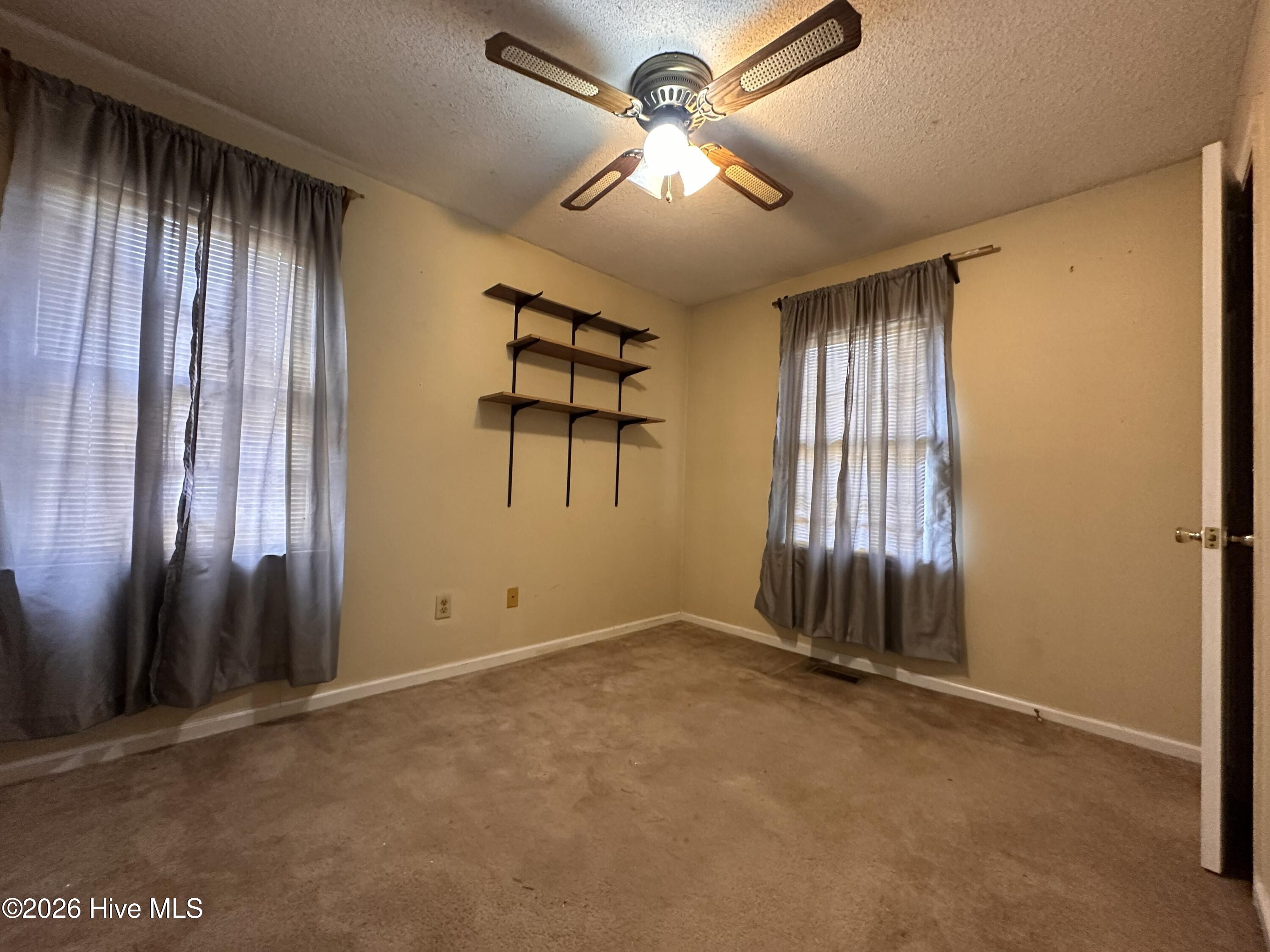 100558994 | Photo 12