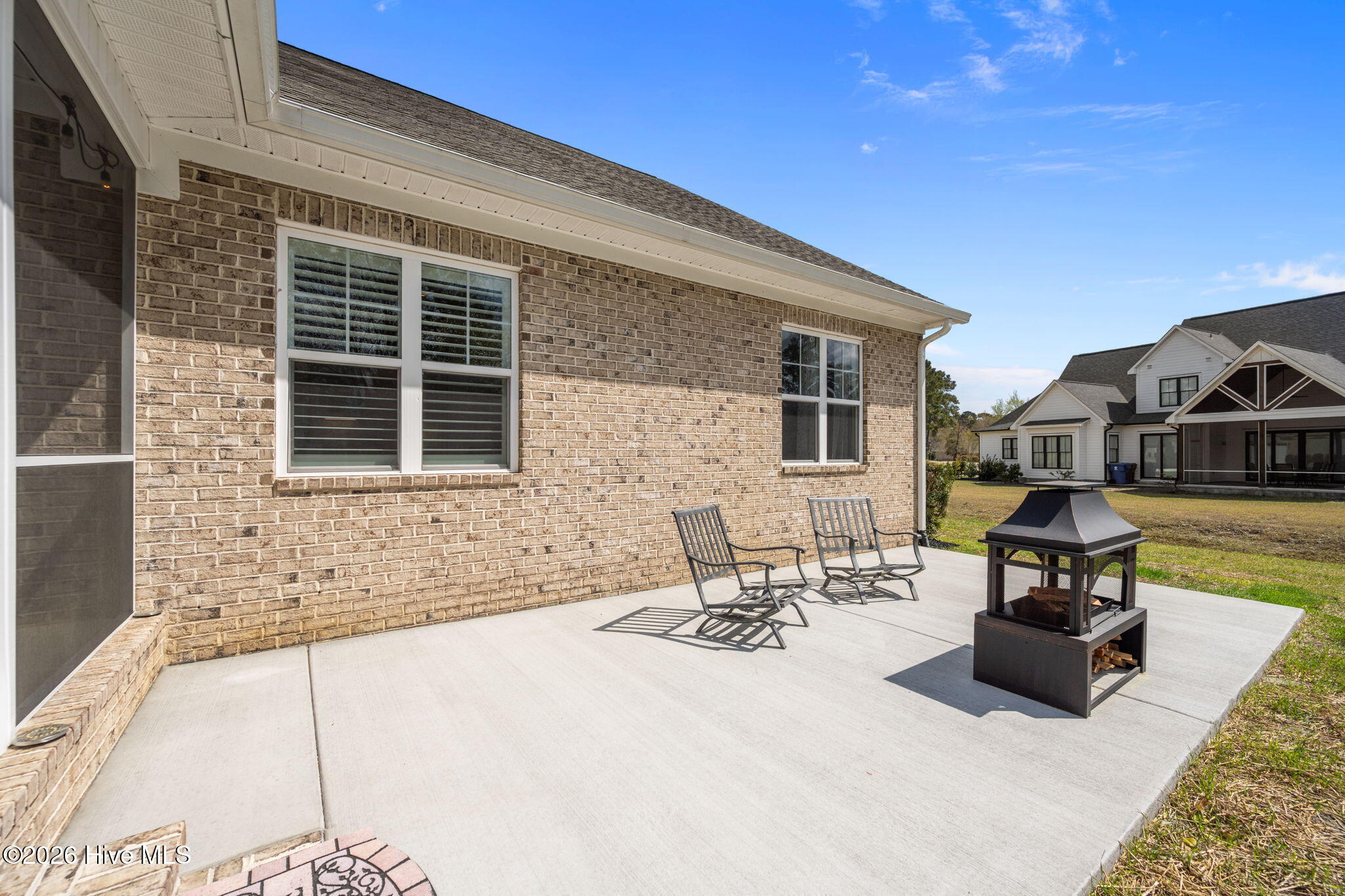 100562487 | Photo 48