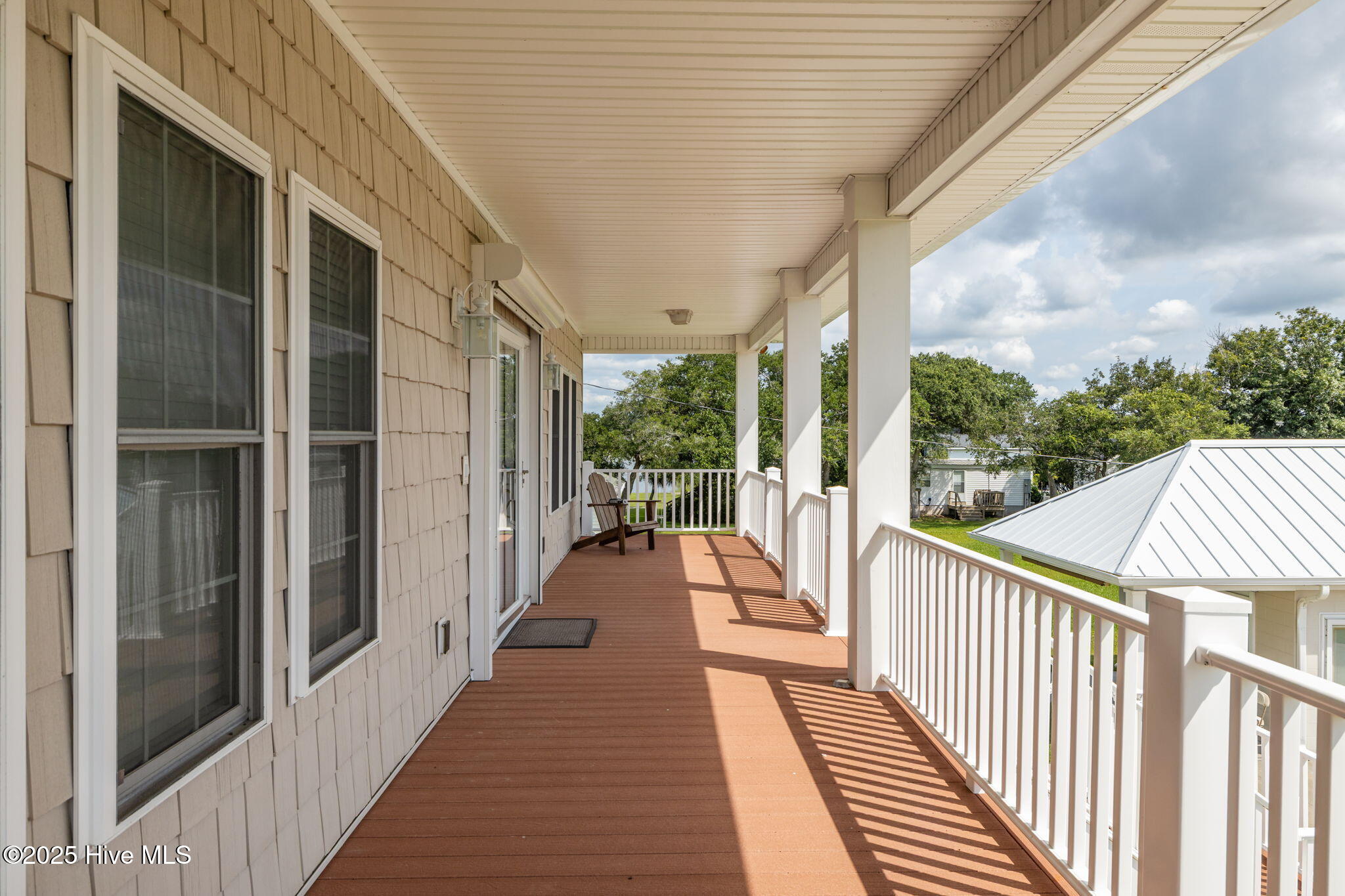 429 Live Oak Road,Newport