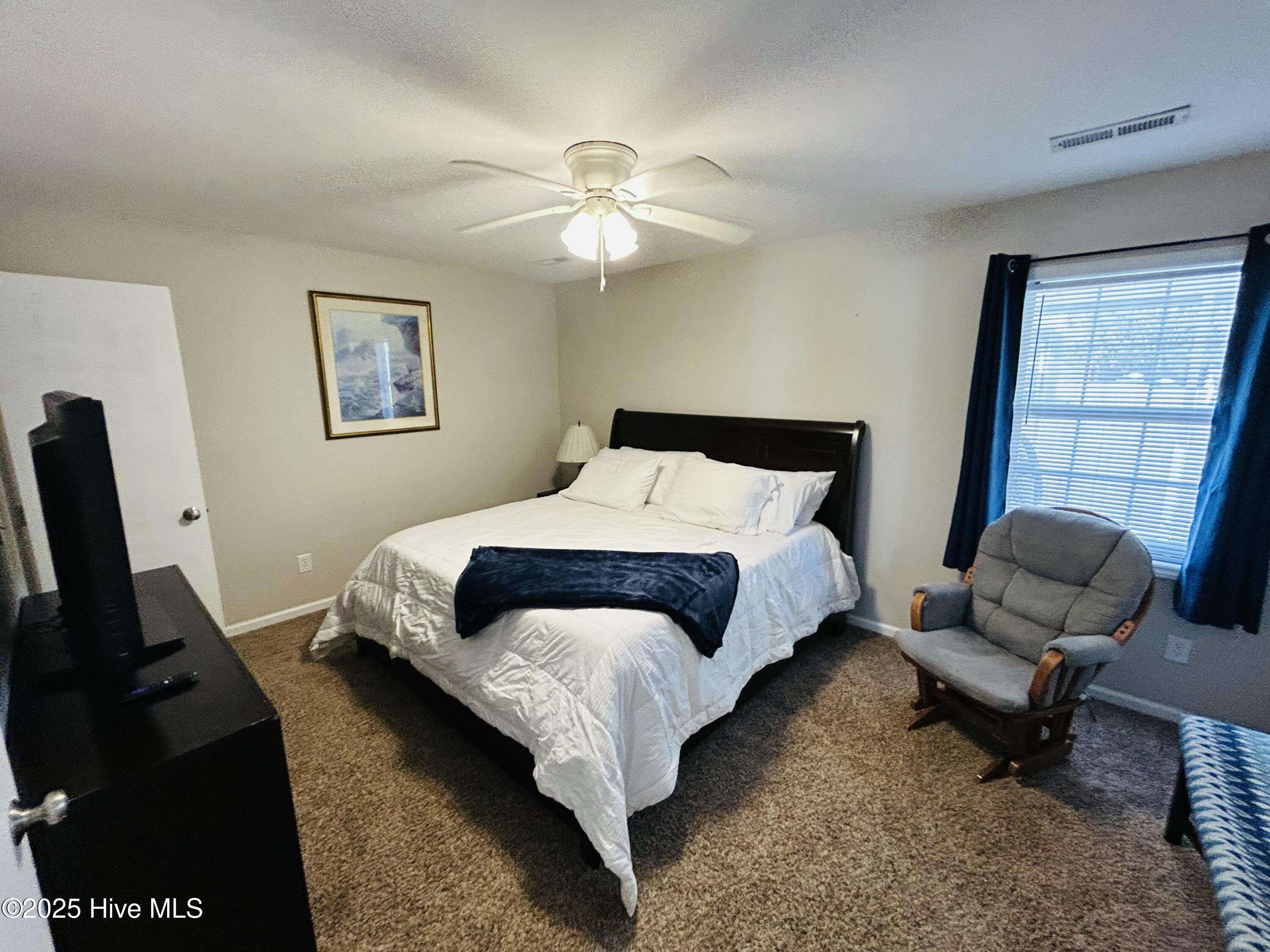 100546702 | Photo 10