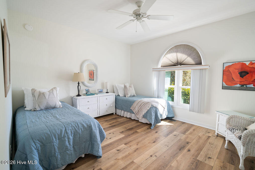 100557902 | Photo 19