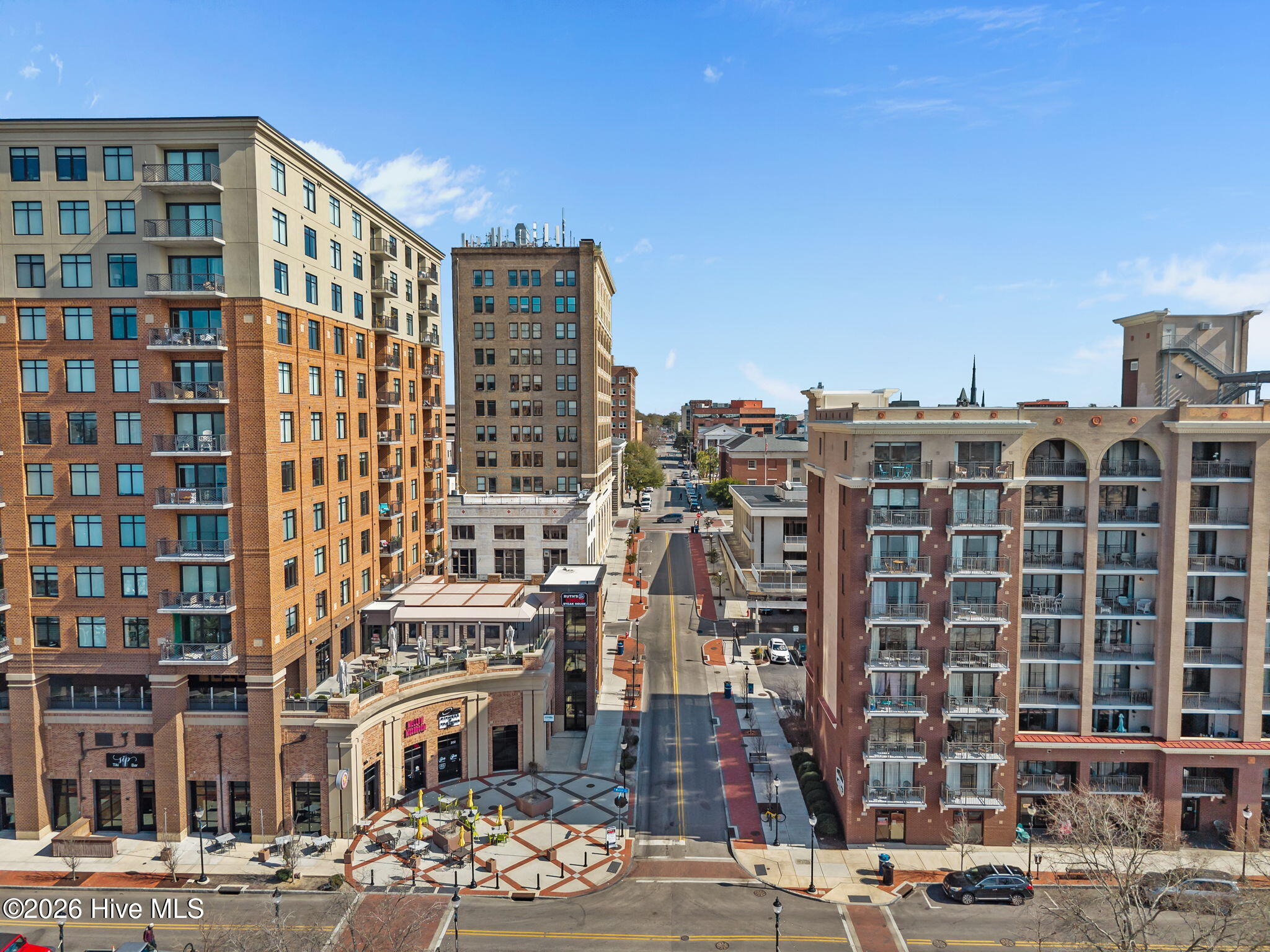 100560150 | Photo 30