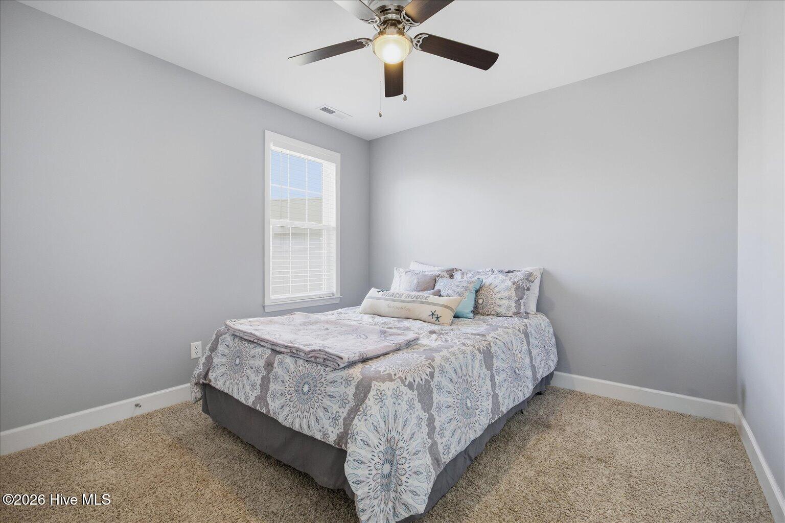 100563352 | Photo 22