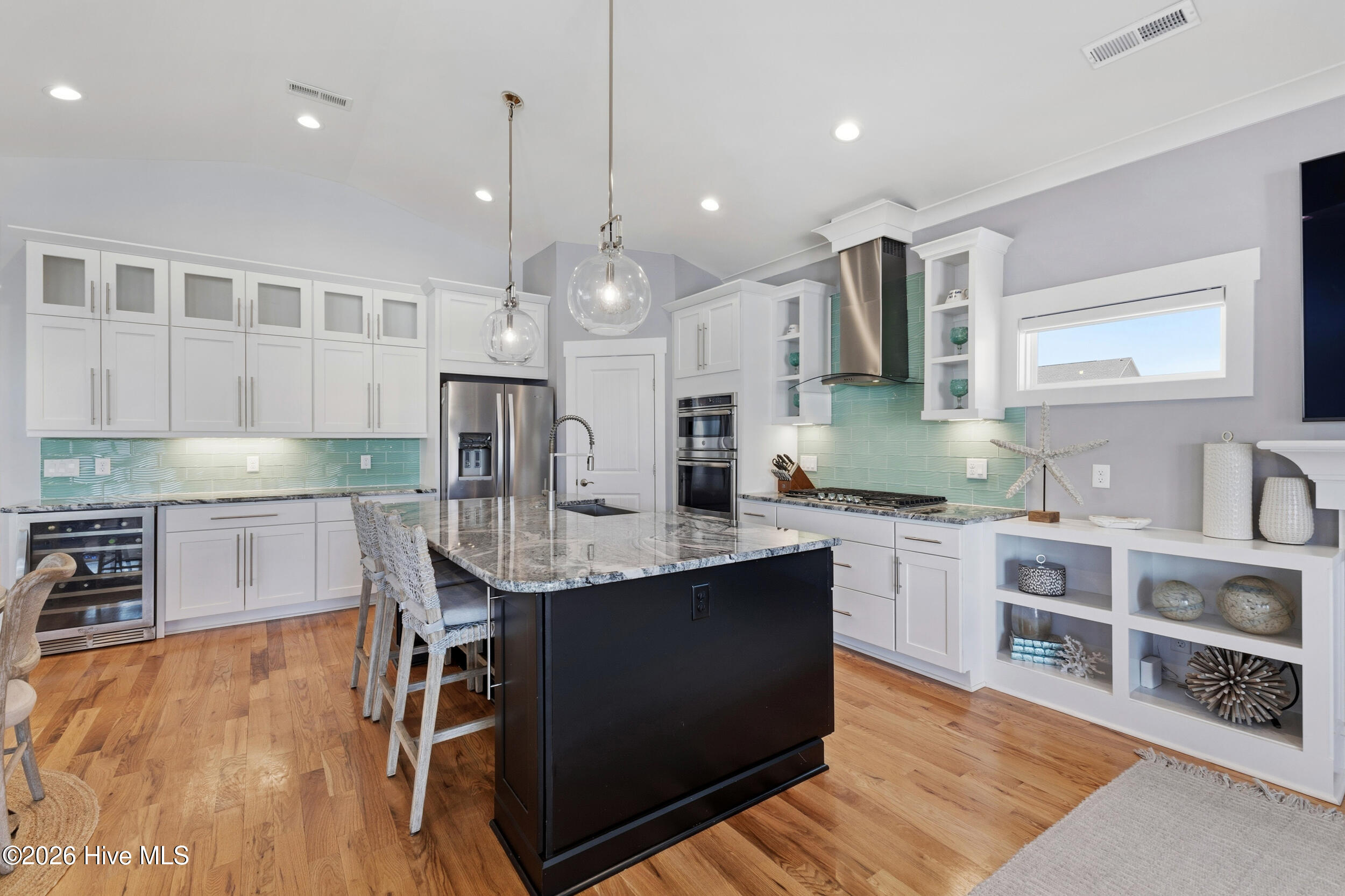 100554534 | Photo 19