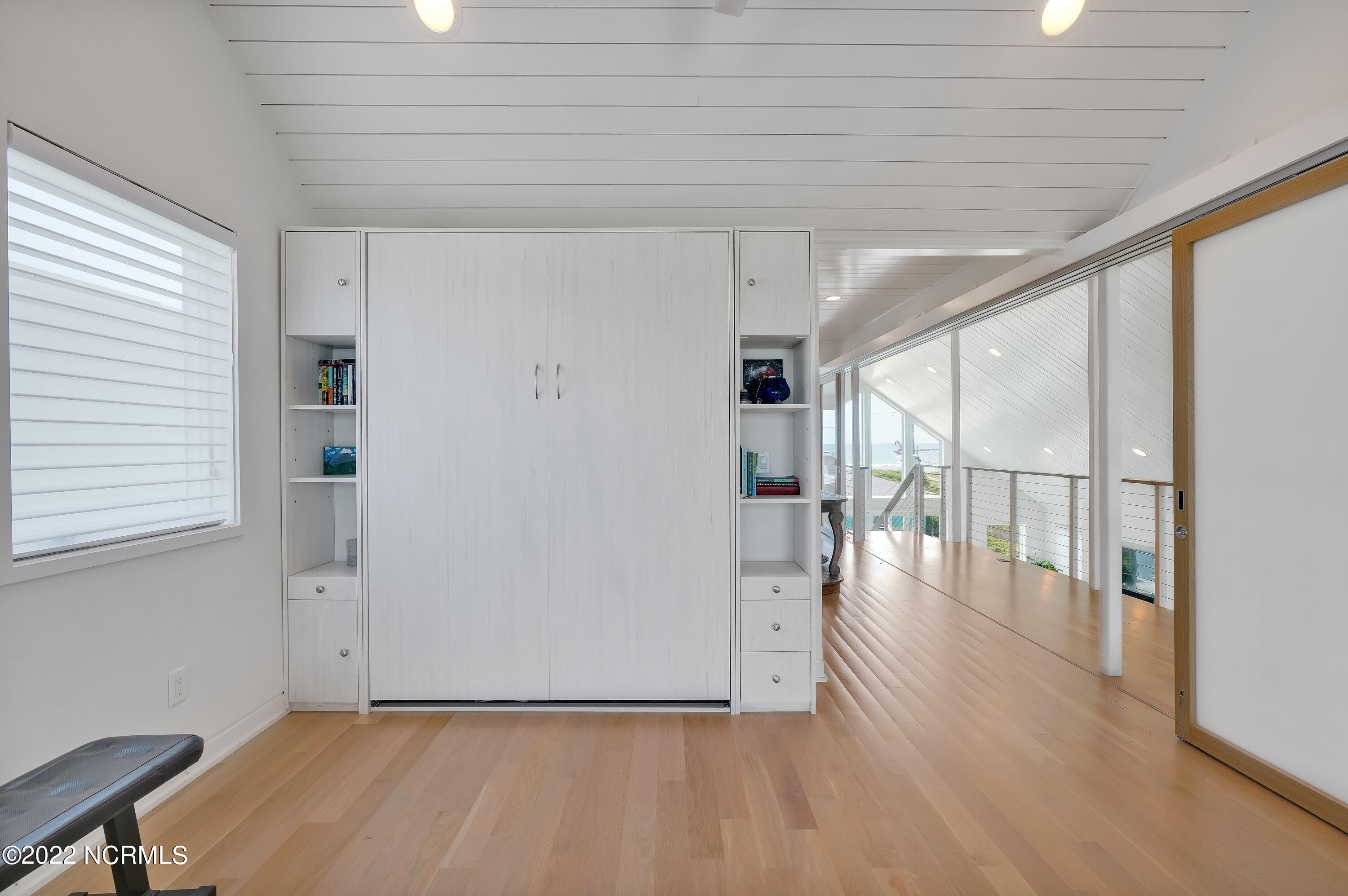 100462193 | Photo 42