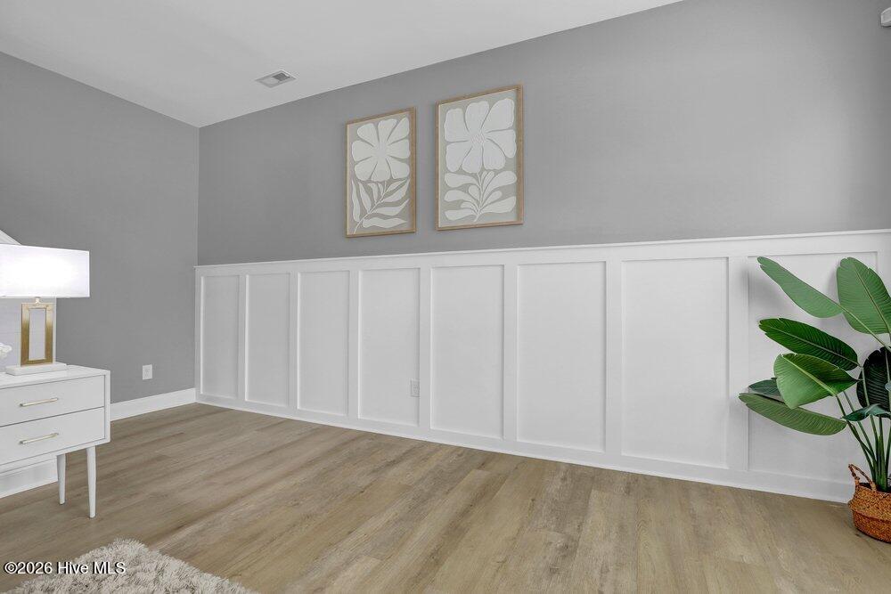 100565663 | Photo 18