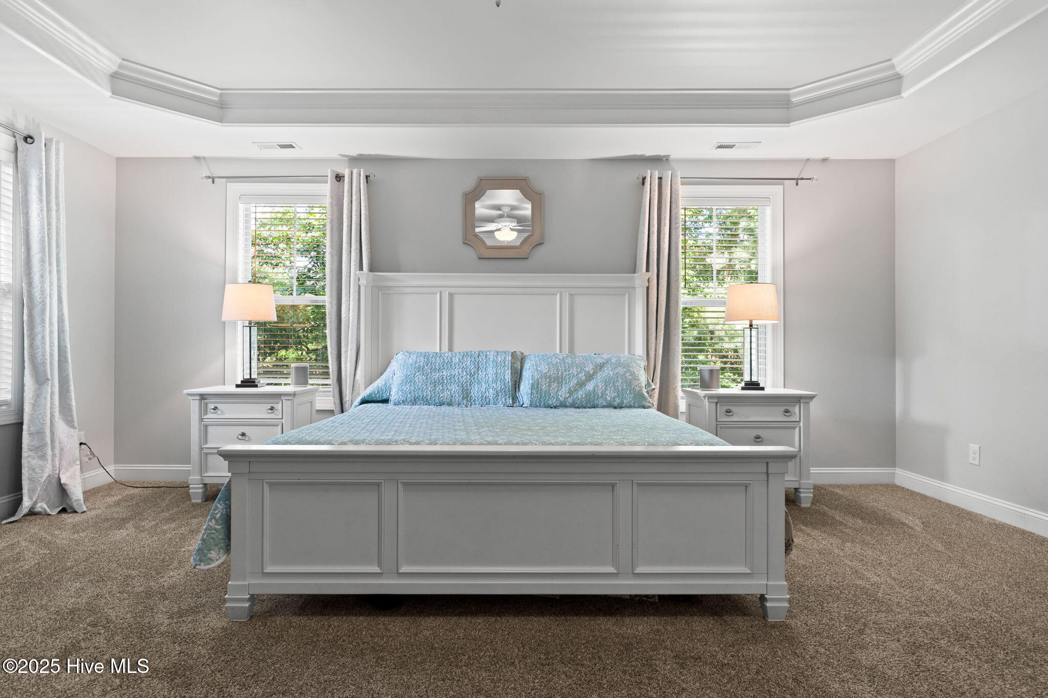 100521115 | Photo 33