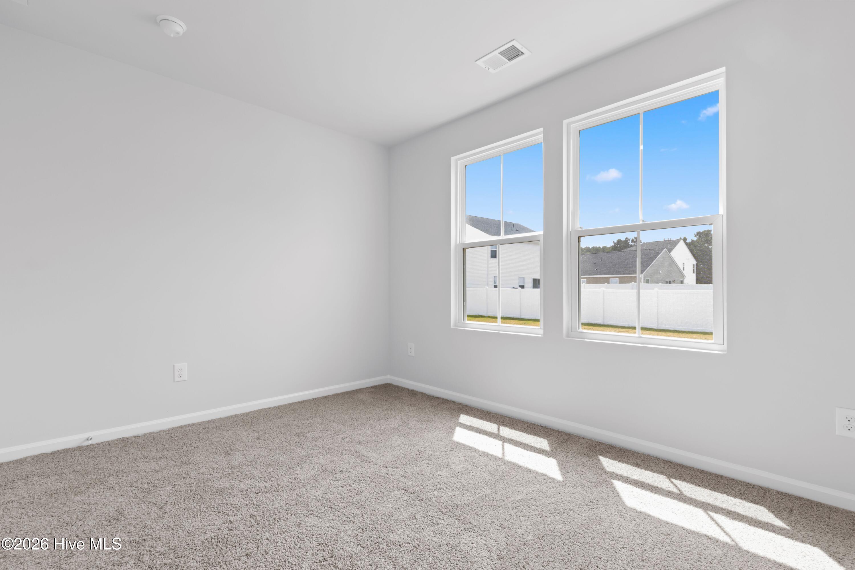 100557656 | Photo 20