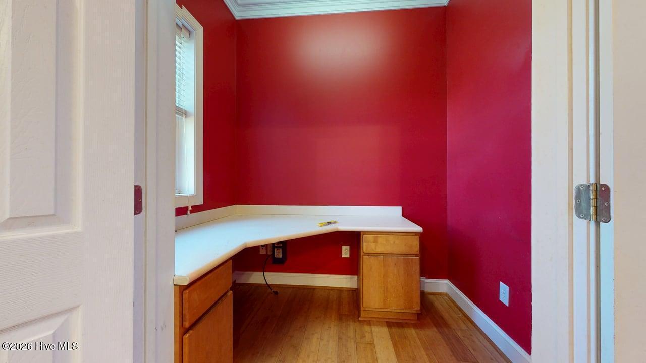 100568487 | Photo 10