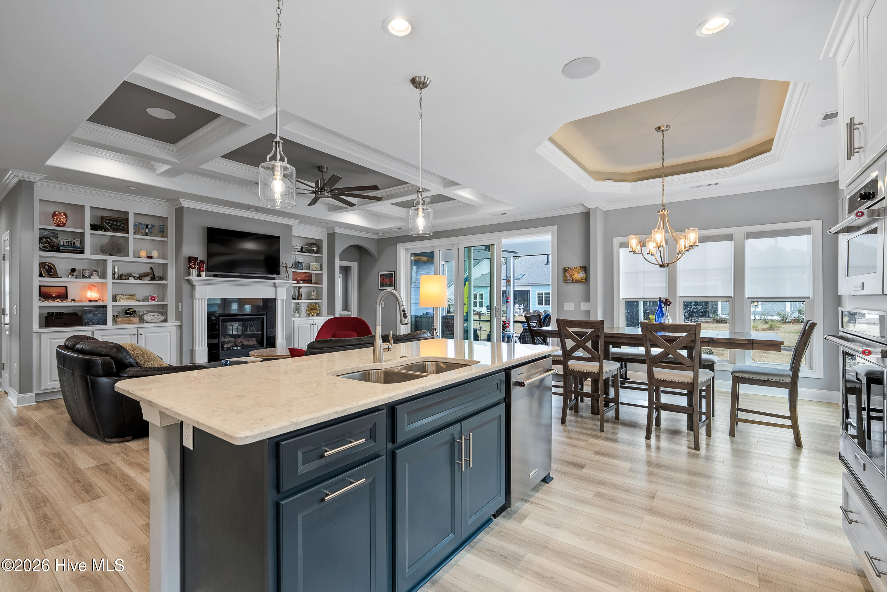 100559737 | Photo 20