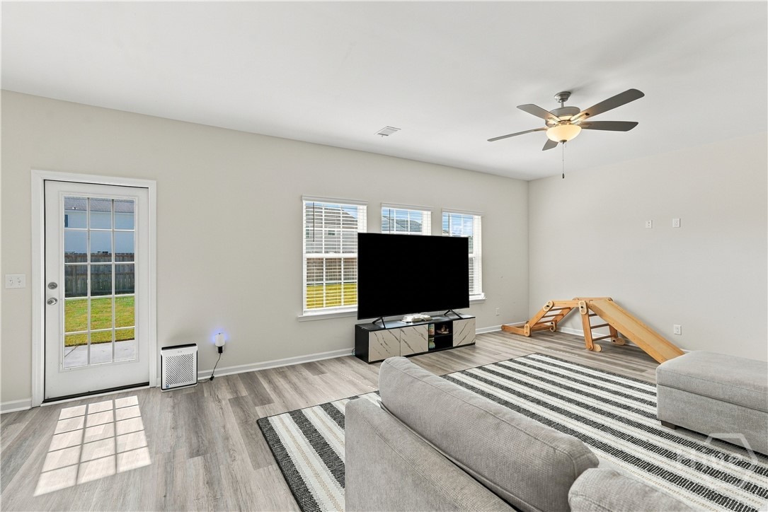 Photo 3 of Single family home for sale at 1185 Turpentine Trl, Hinesville, GA 31313 | MLS# SA366457 | Listing updated on 2026-10-16