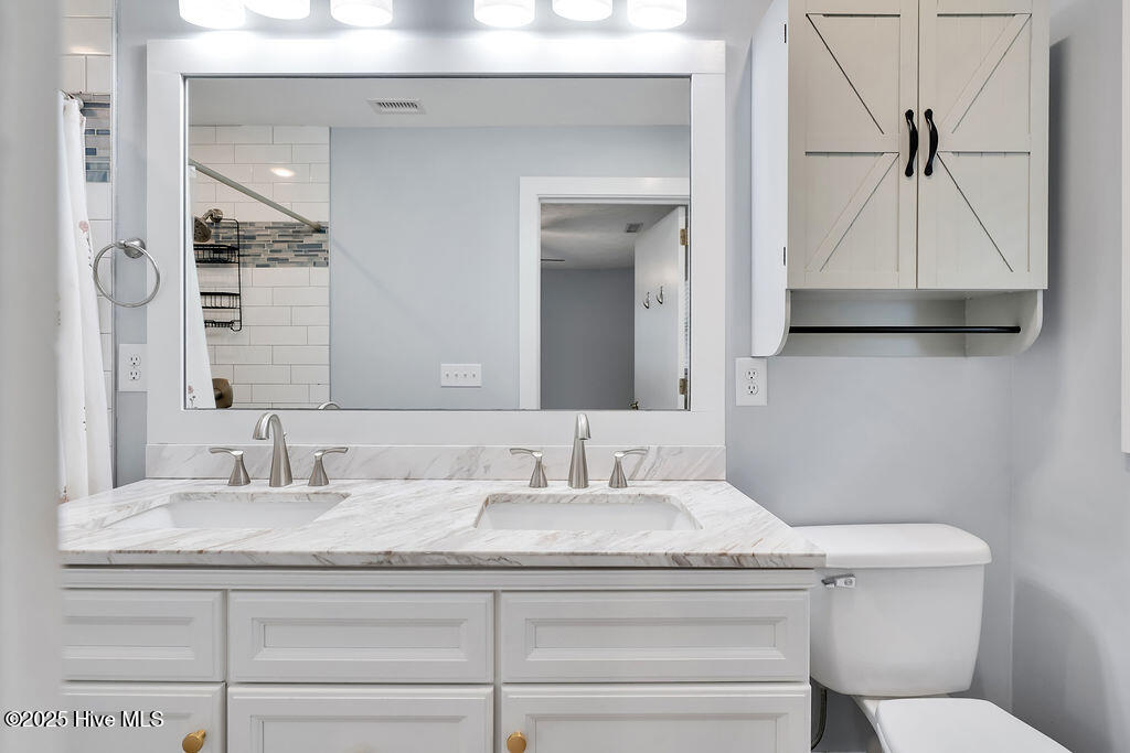 100539374 | Photo 24