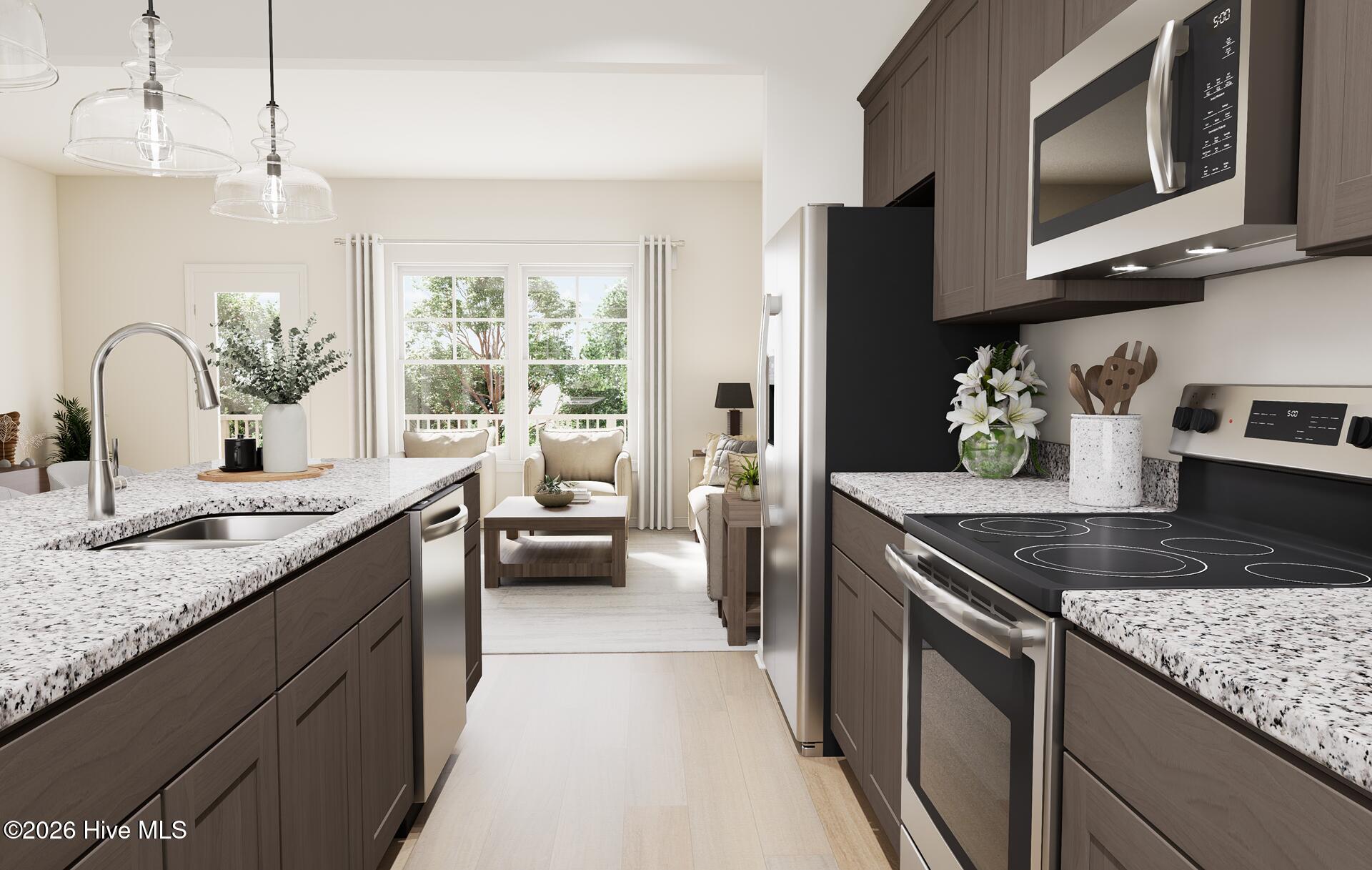 100568316 | Photo 10