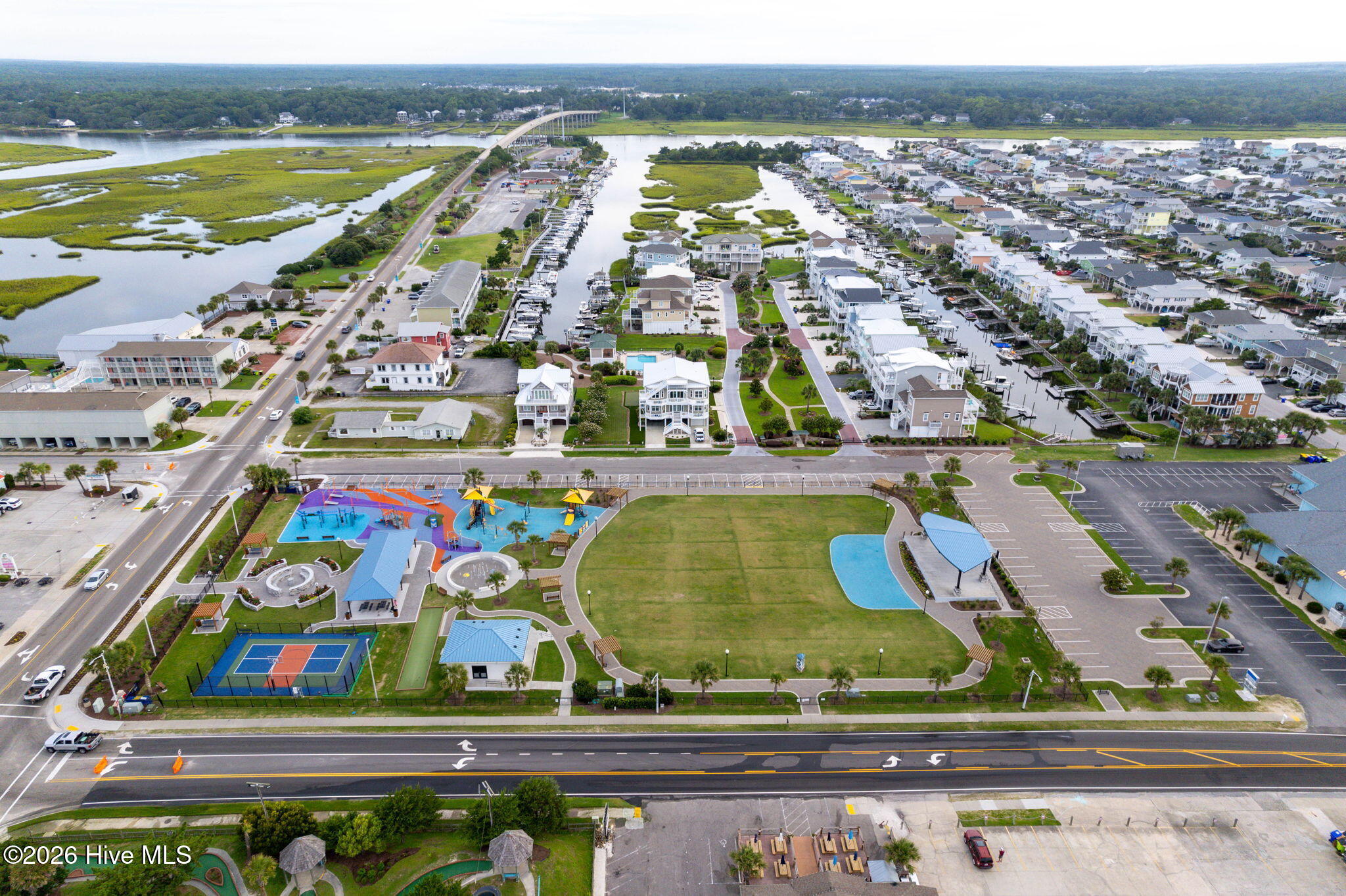 100568537 | Photo 26