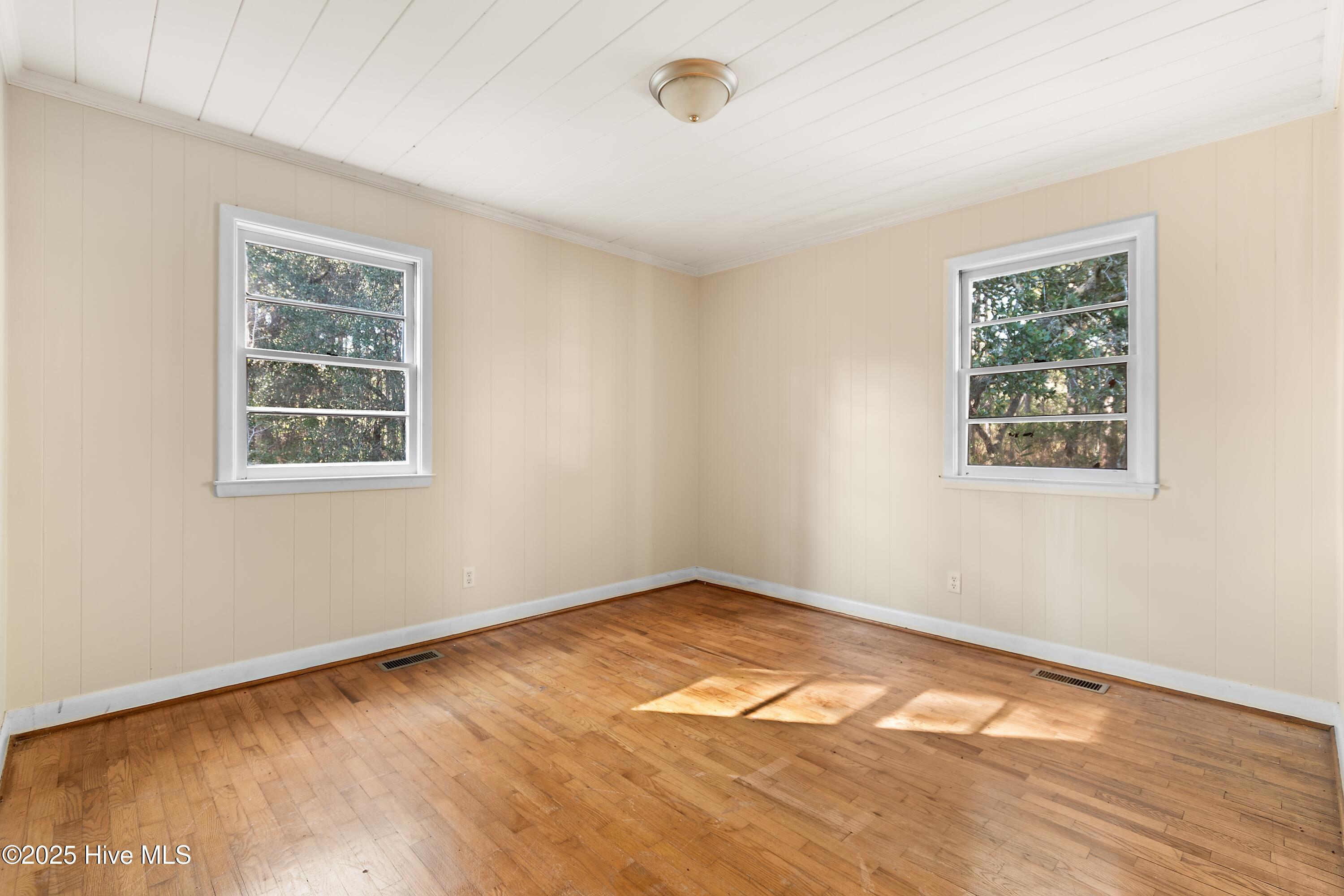 100541488 | Photo 13